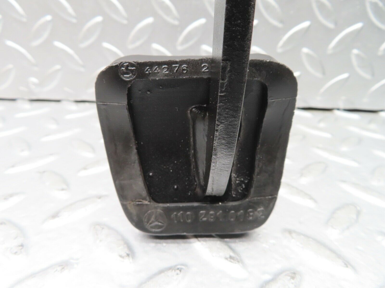 20871 Mercedes-Benz W114 250CE Coupe Brake Pedal With Rubber 1102910182