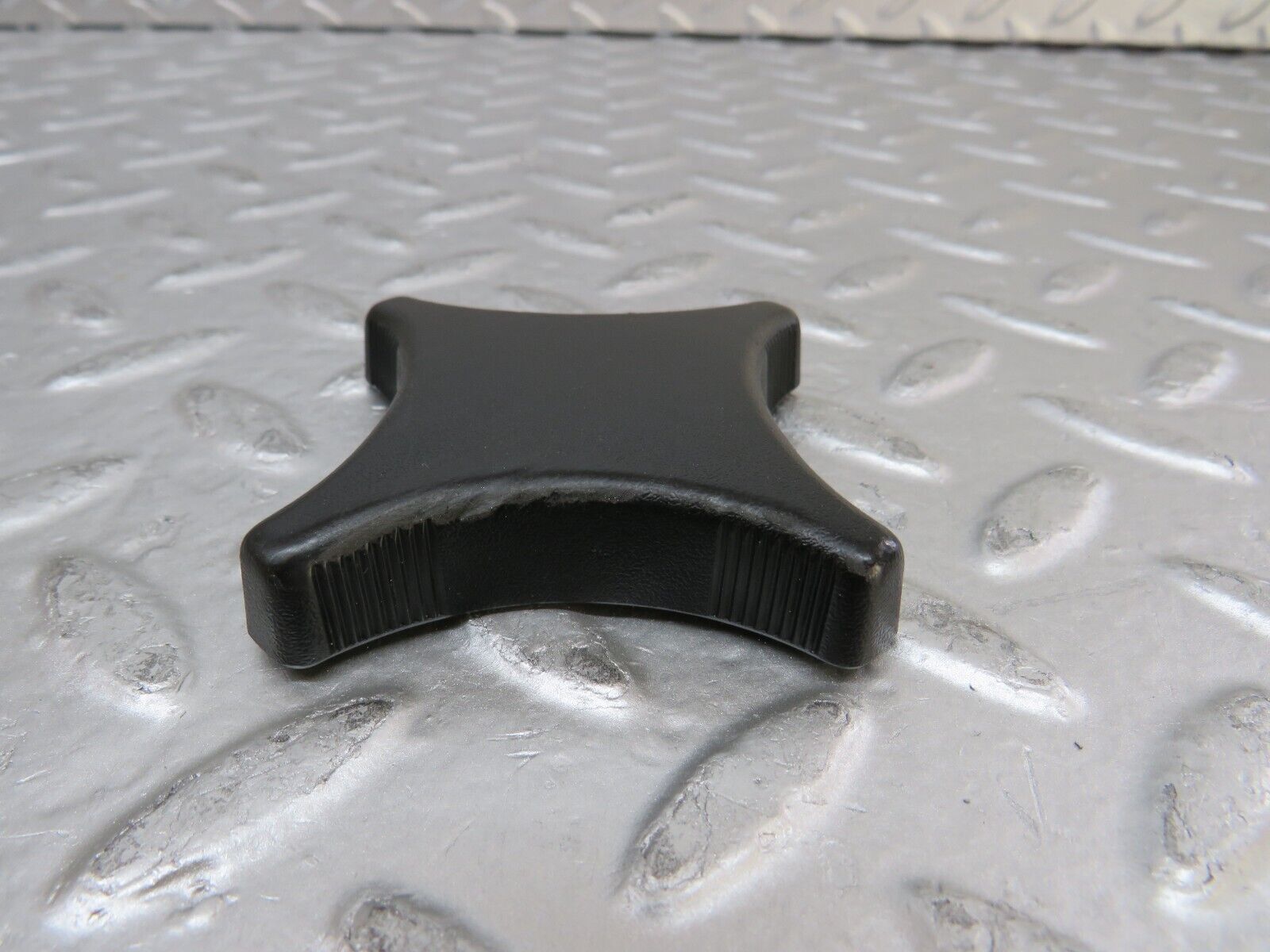 26707 Mercedes-Benz C124 220CE Coupe Right Seat Base Adjuster Handle Knob