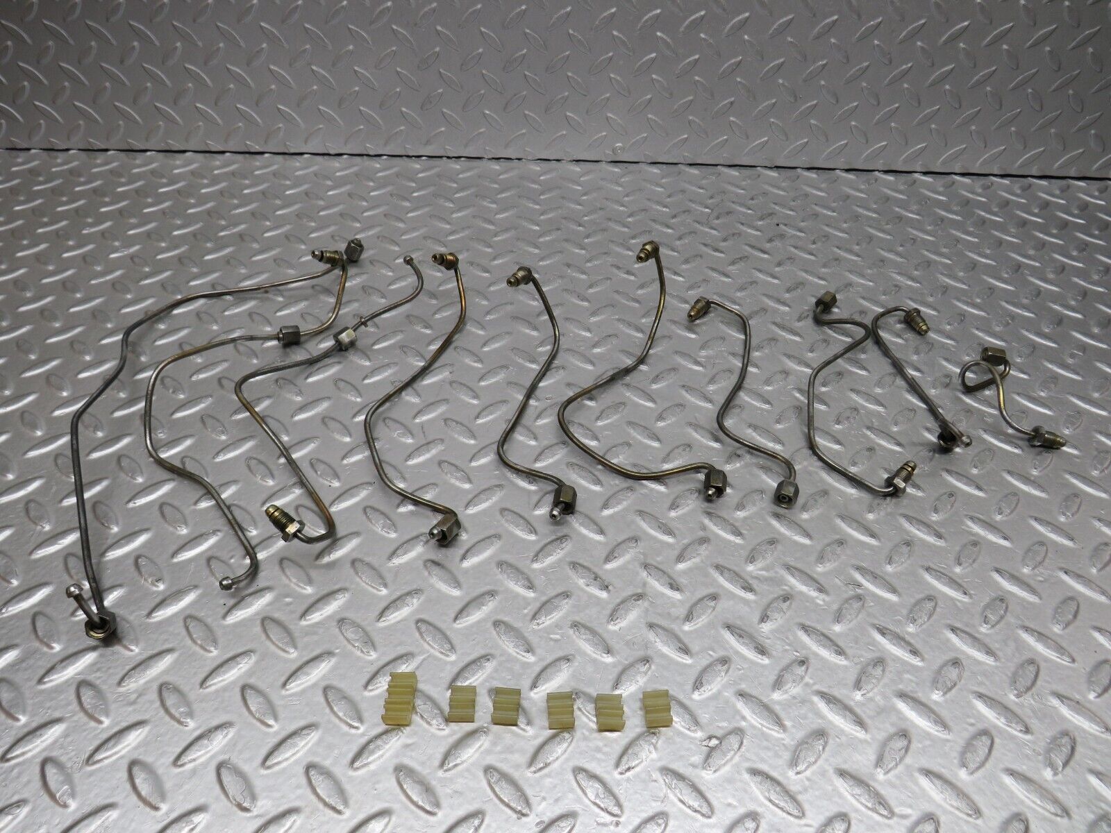 37119 Mercedes-Benz C126 420SEC Coupe Fuel Line Pipe Set