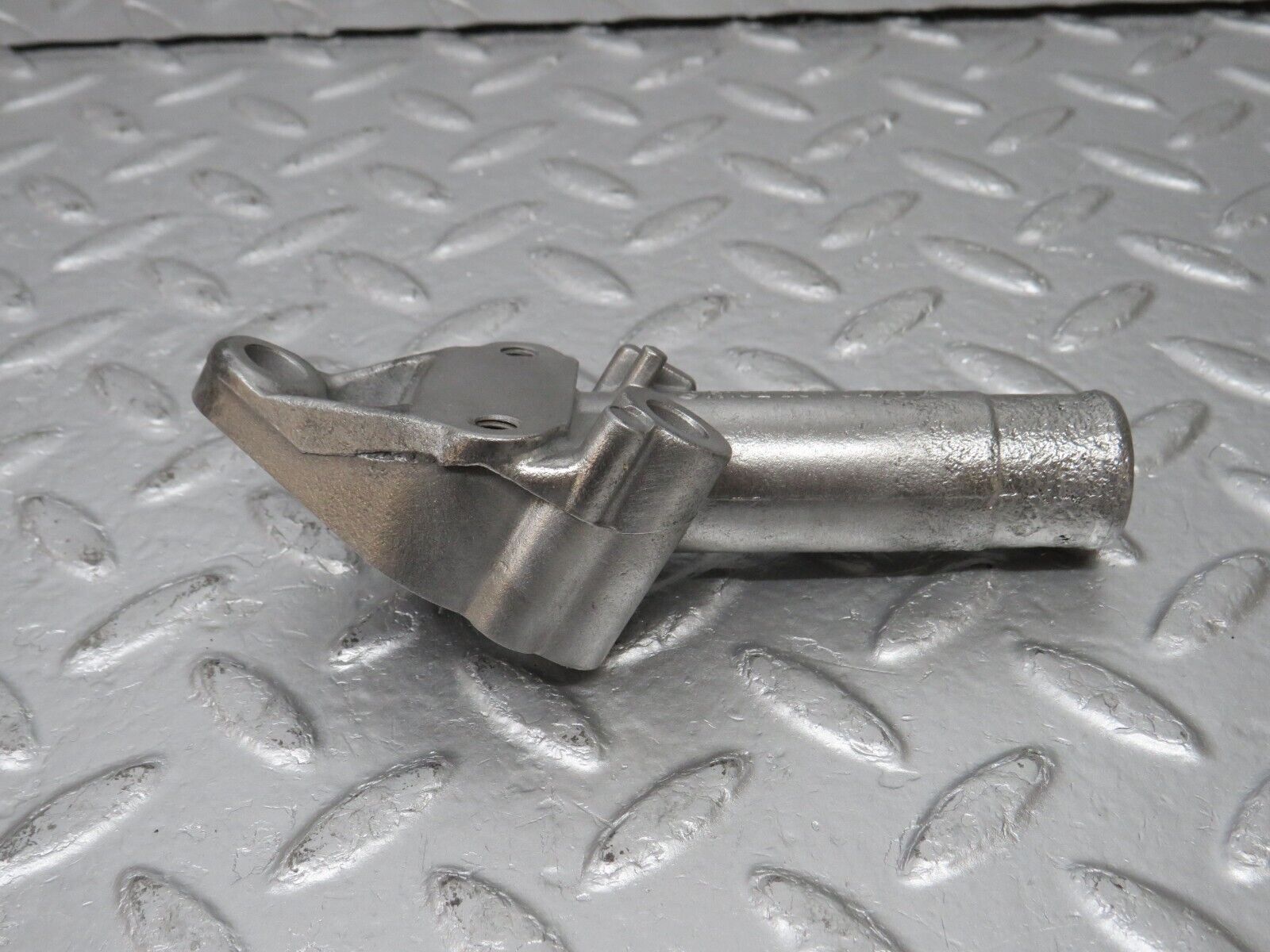 33739 Mercedes-Benz W201 190E 2.0L Coolant Pipe 1022030473