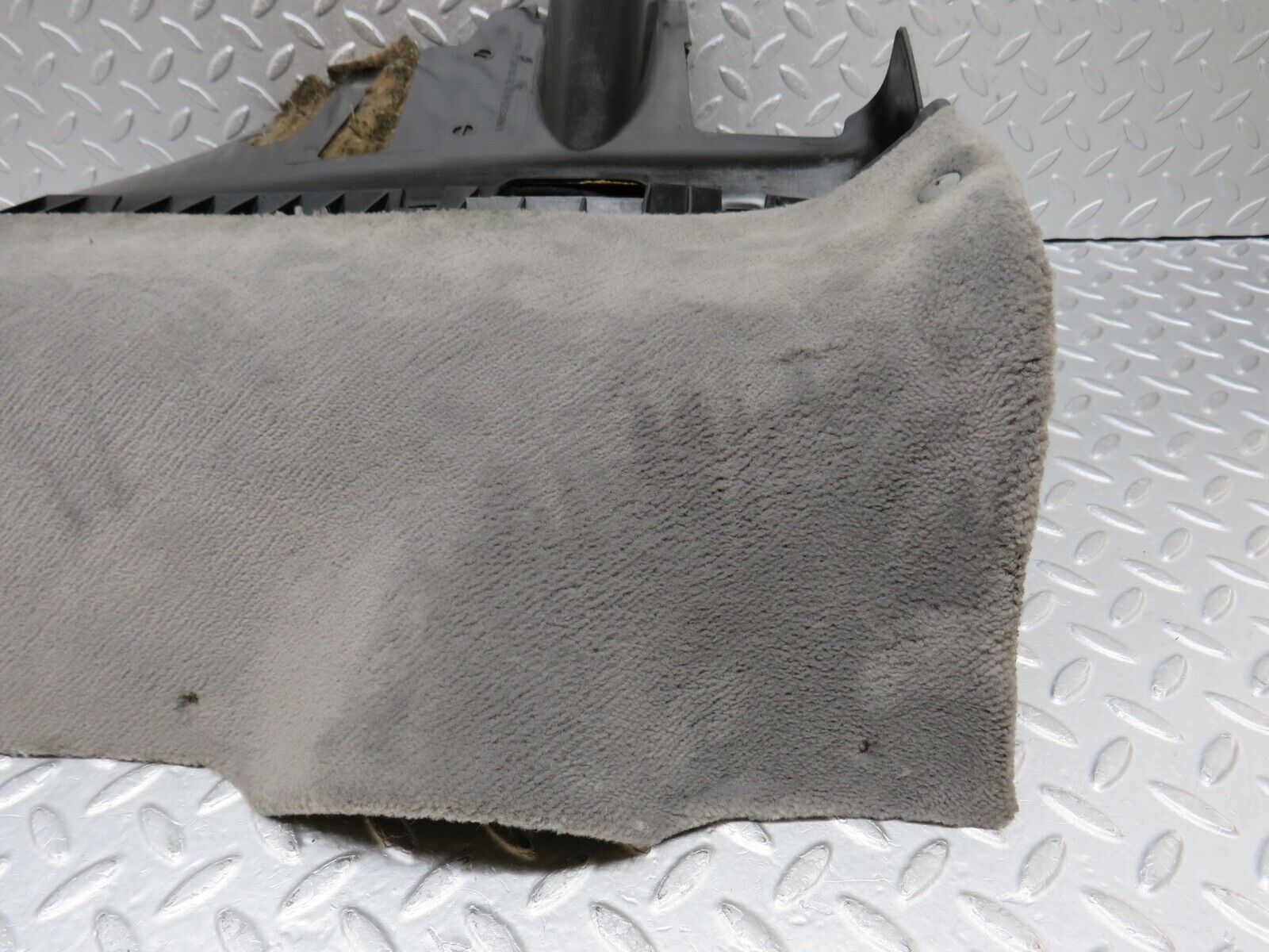 36235 Mercedes-Benz W126 420SE Under Dash Panel Right Grey 1268305244 1268307044 1266800617