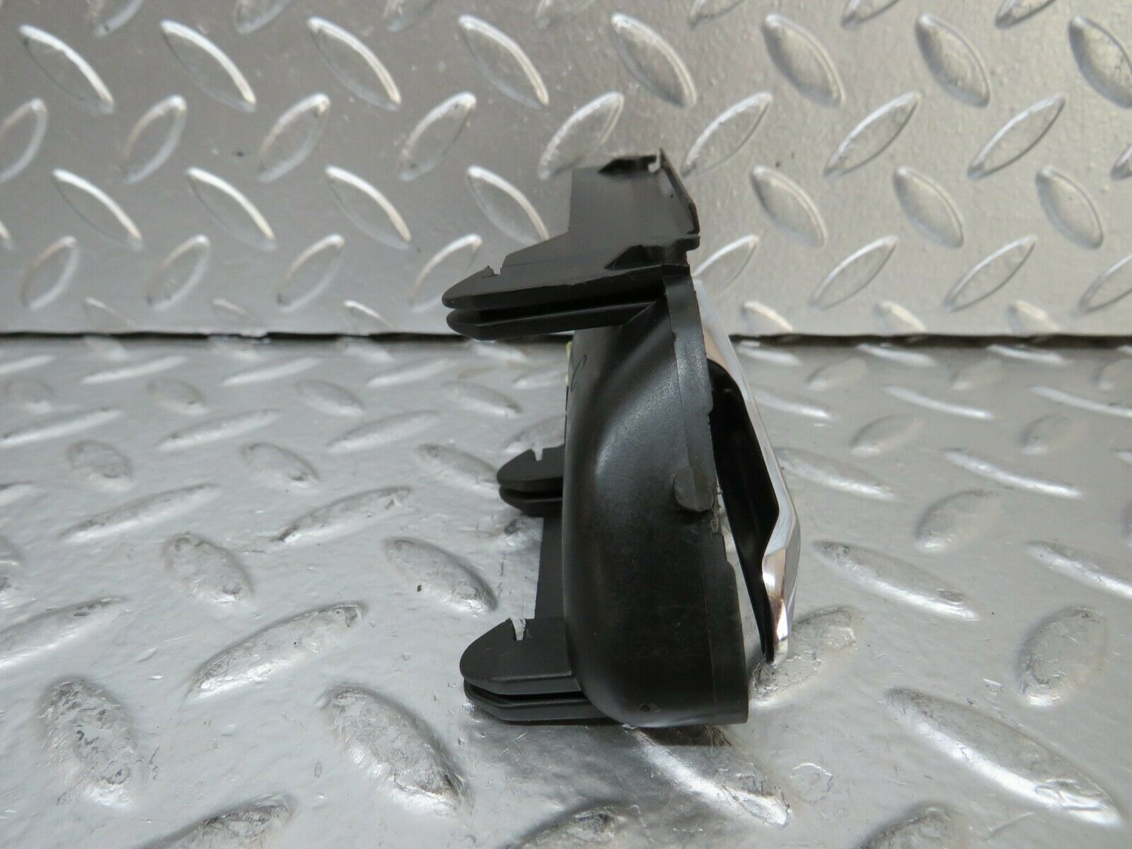 24204 Mercedes-Benz S124 220TE Interior Door Handle Right Side 1247600261