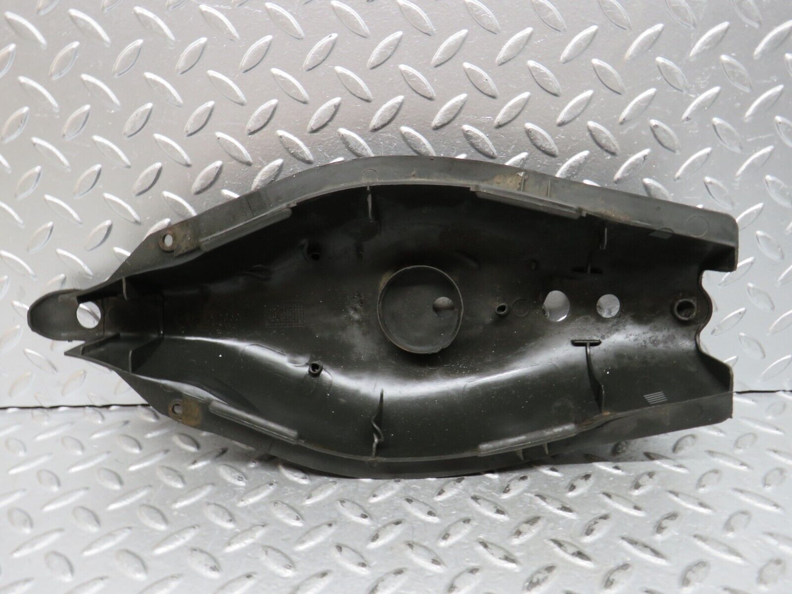 29031 Mercedes-Benz C124 320CE Coupe Rear Control Arm Cover 1293520188