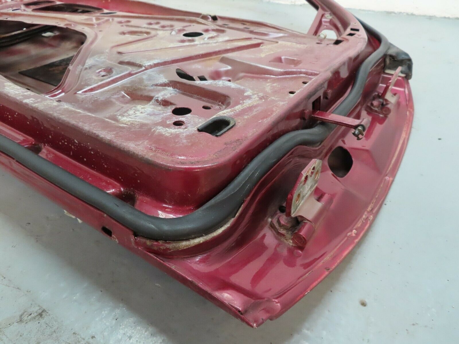 6696 Mercedes-Benz S124 E220 Wagon Front Left Door