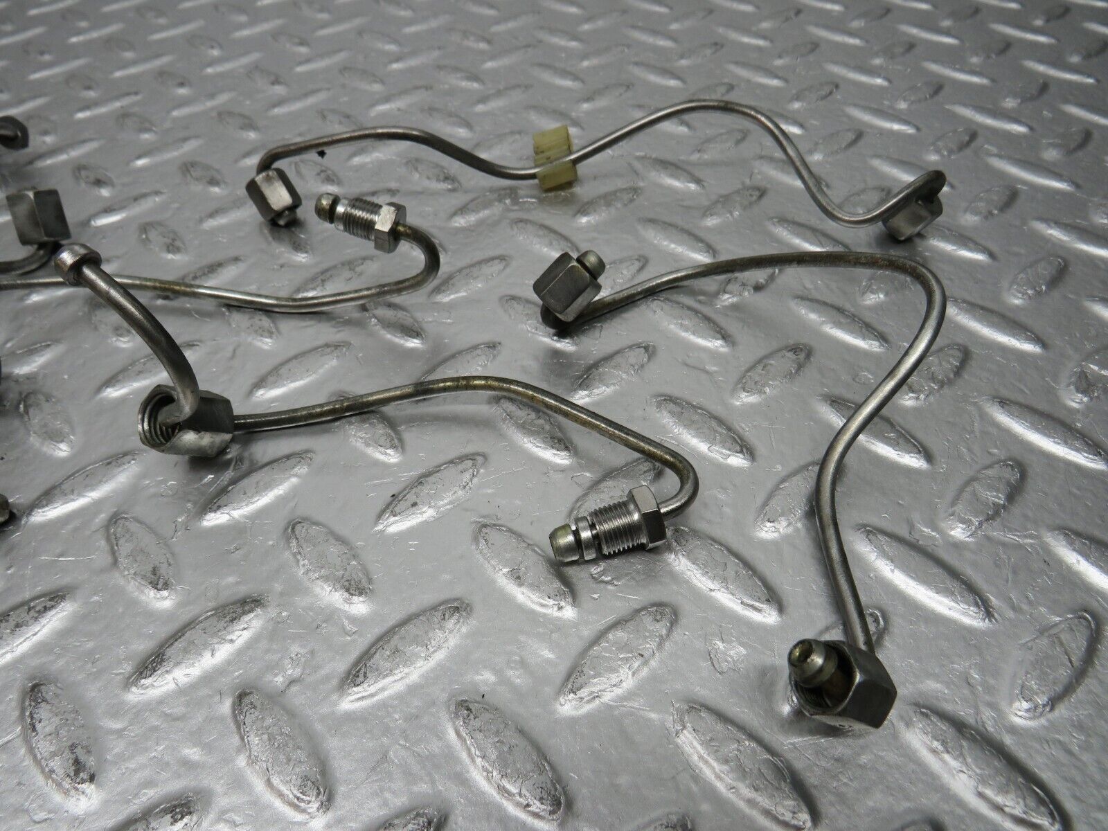 30523 Mercedes-Benz W124 230E Coupe Fuel Line Hose Set