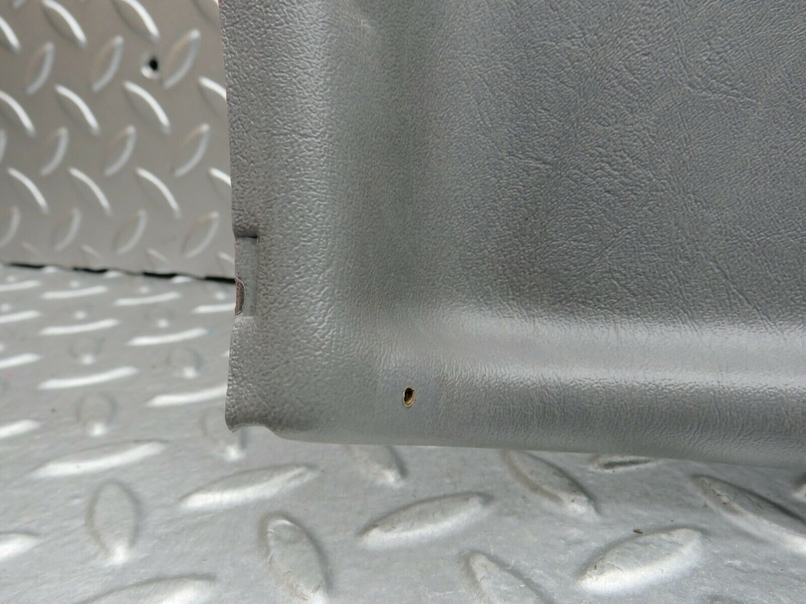 22323 Mercedes-Benz C124 E220 Headlining Roof Panel Front Grey 1246904825