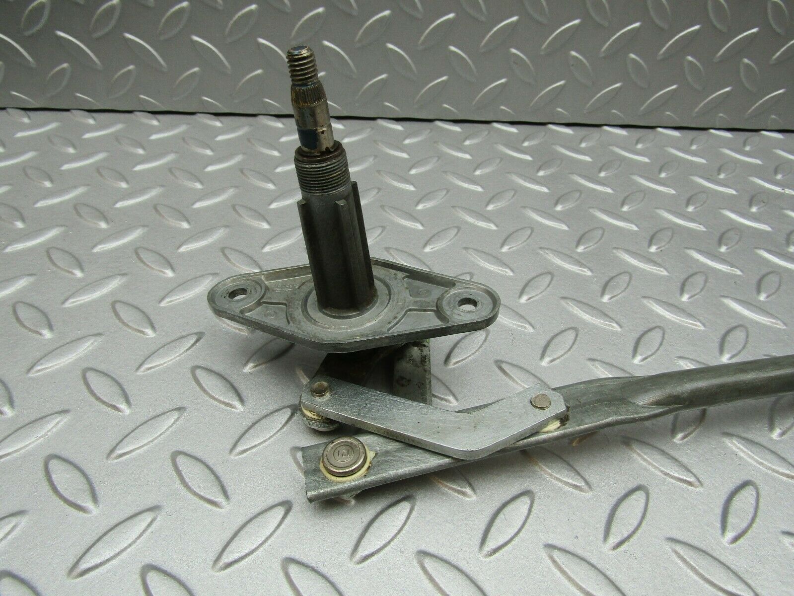 3395 Mercedes-Benz W108 280SE Windshield Wiper Linkage