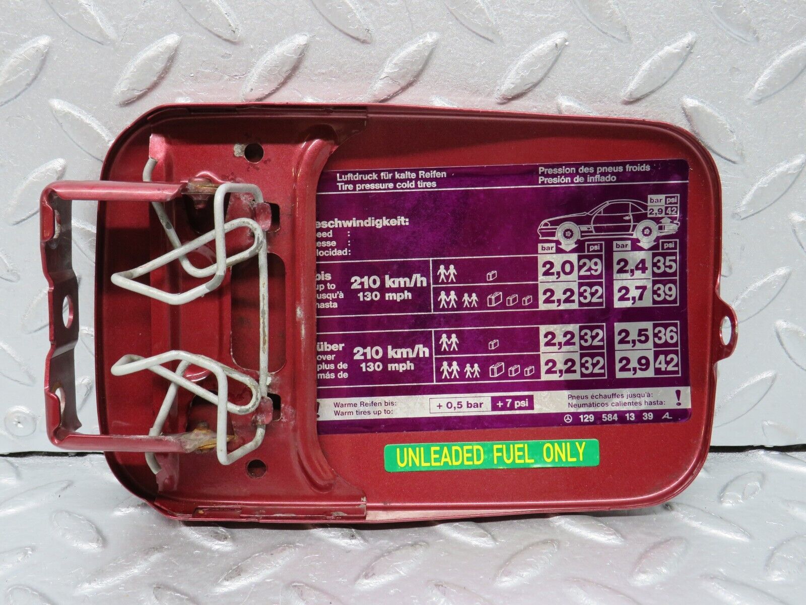 38245 Mercedes-Benz R129 280SL Coupe Fuel Tank Flap Cap 1295841339