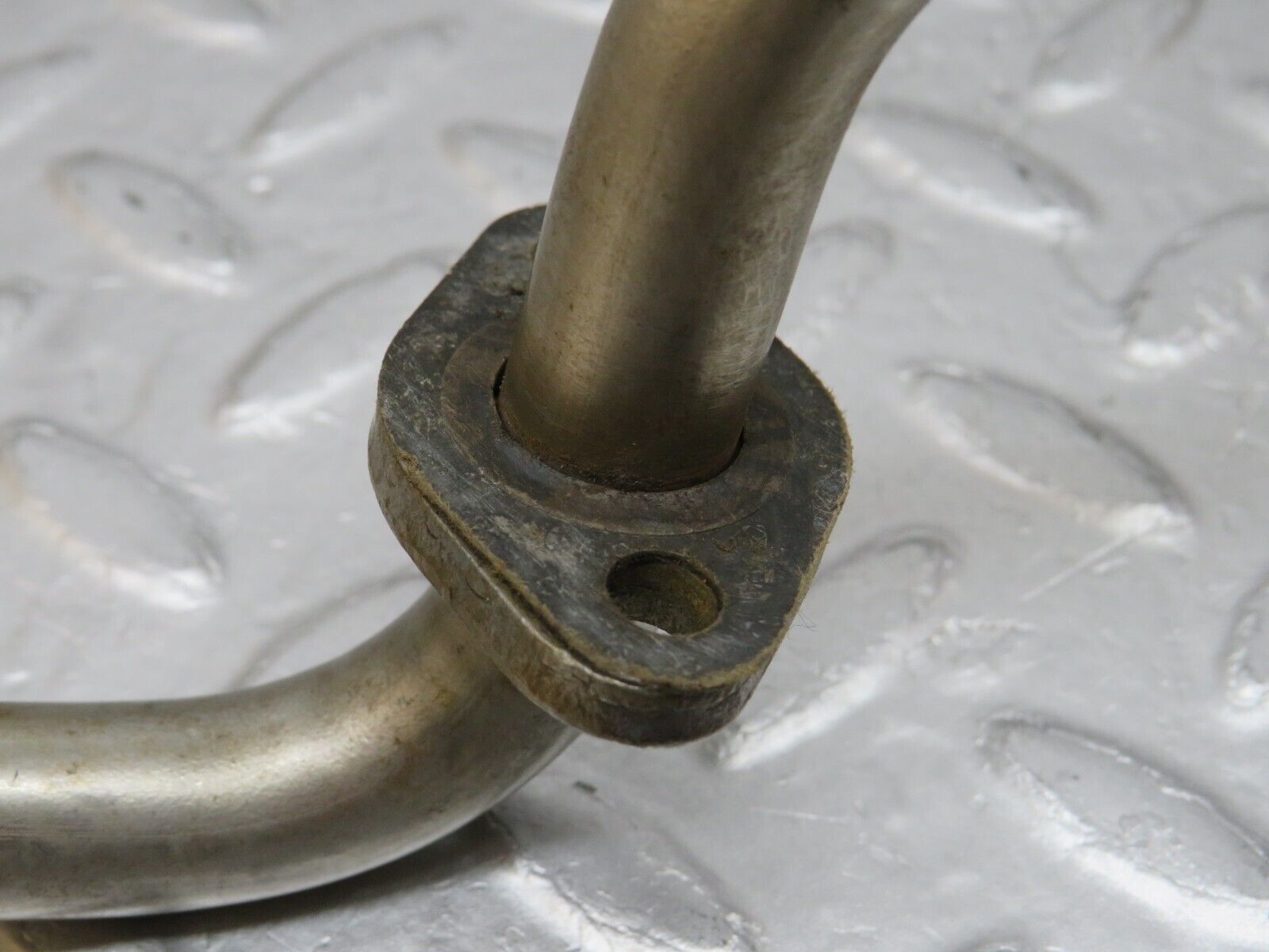 34652 Mercedes-Benz C126 380SEC Coupe EGR Valve Hose Pipe