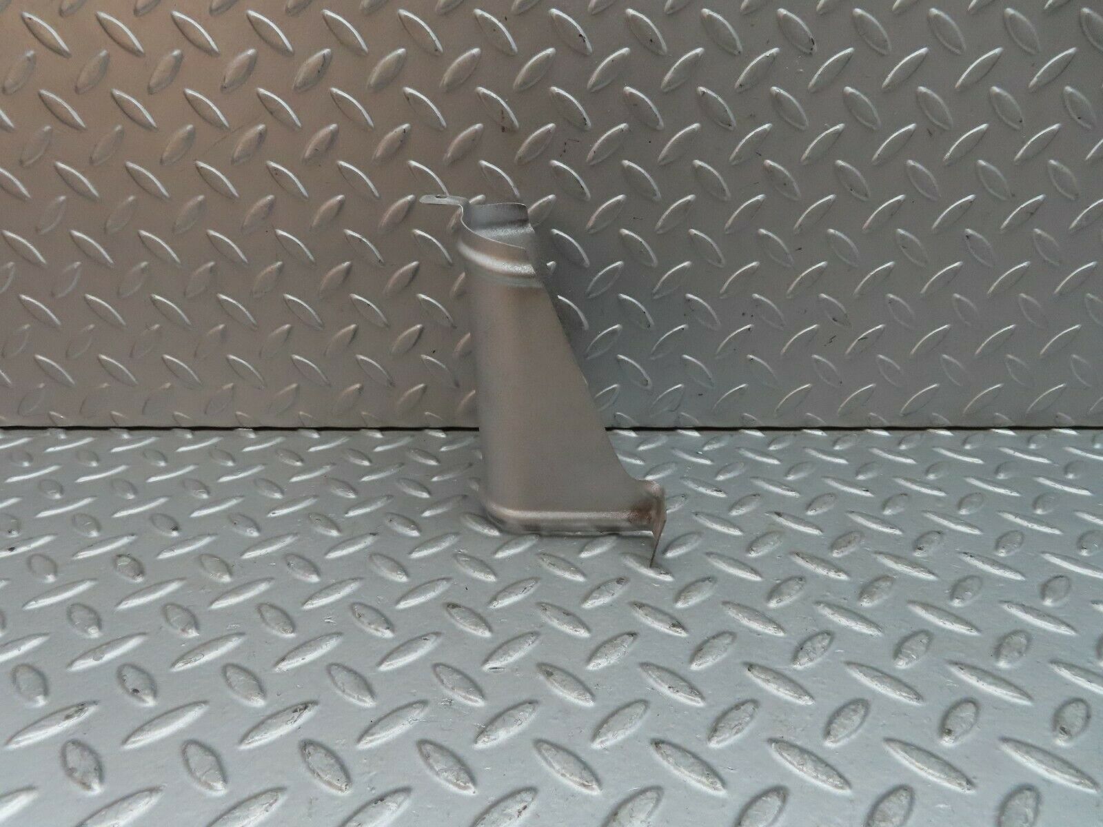 9569 Mercedes-Benz C123 280CE Coupe Exhaust Heat Shield