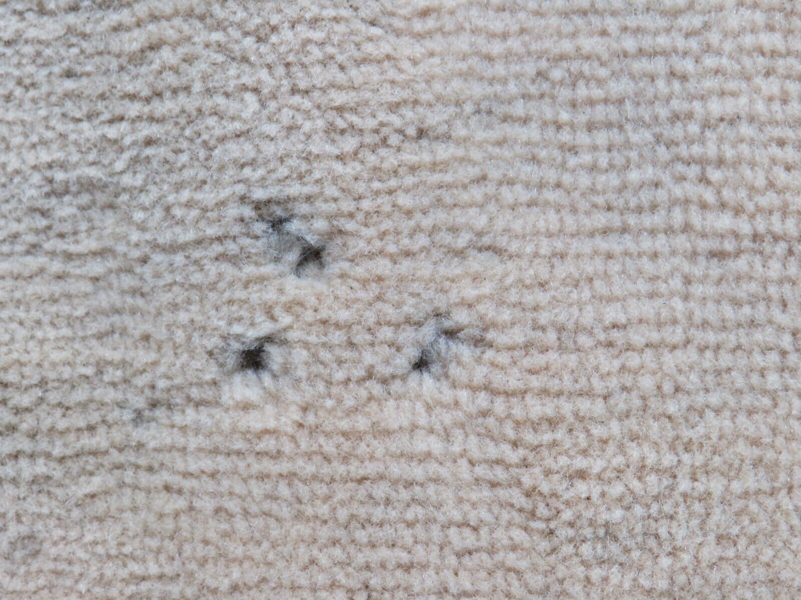 34378 Mercedes-Benz C126 380SEC Coupe Fuel Tank Cover Plate