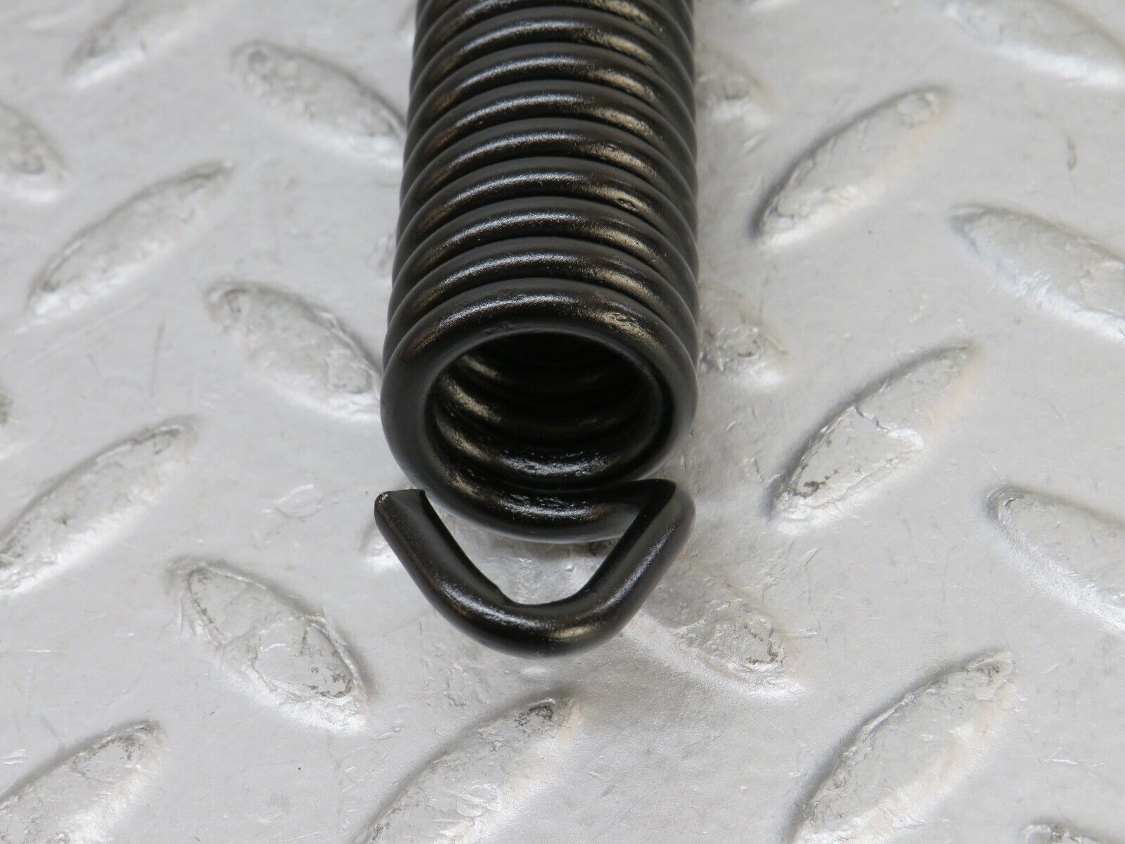 35784 Mercedes-Benz W108 Bonnet Hinge Spring