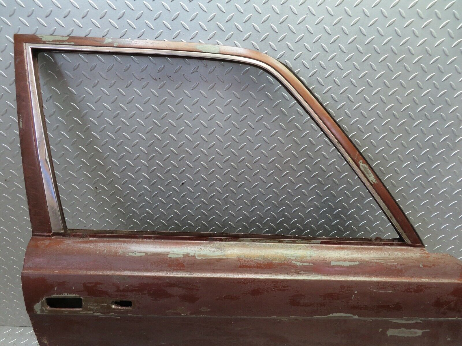 18808 Mercedes-Benz W116 Front Right Door