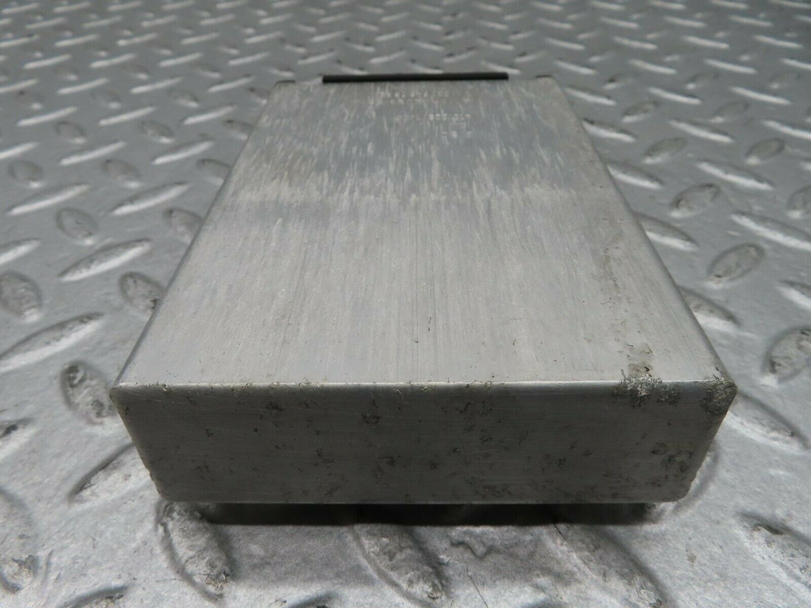 16710 Mercedes-Benz C107 380SLC Cruise Control Module Unit 0015457632