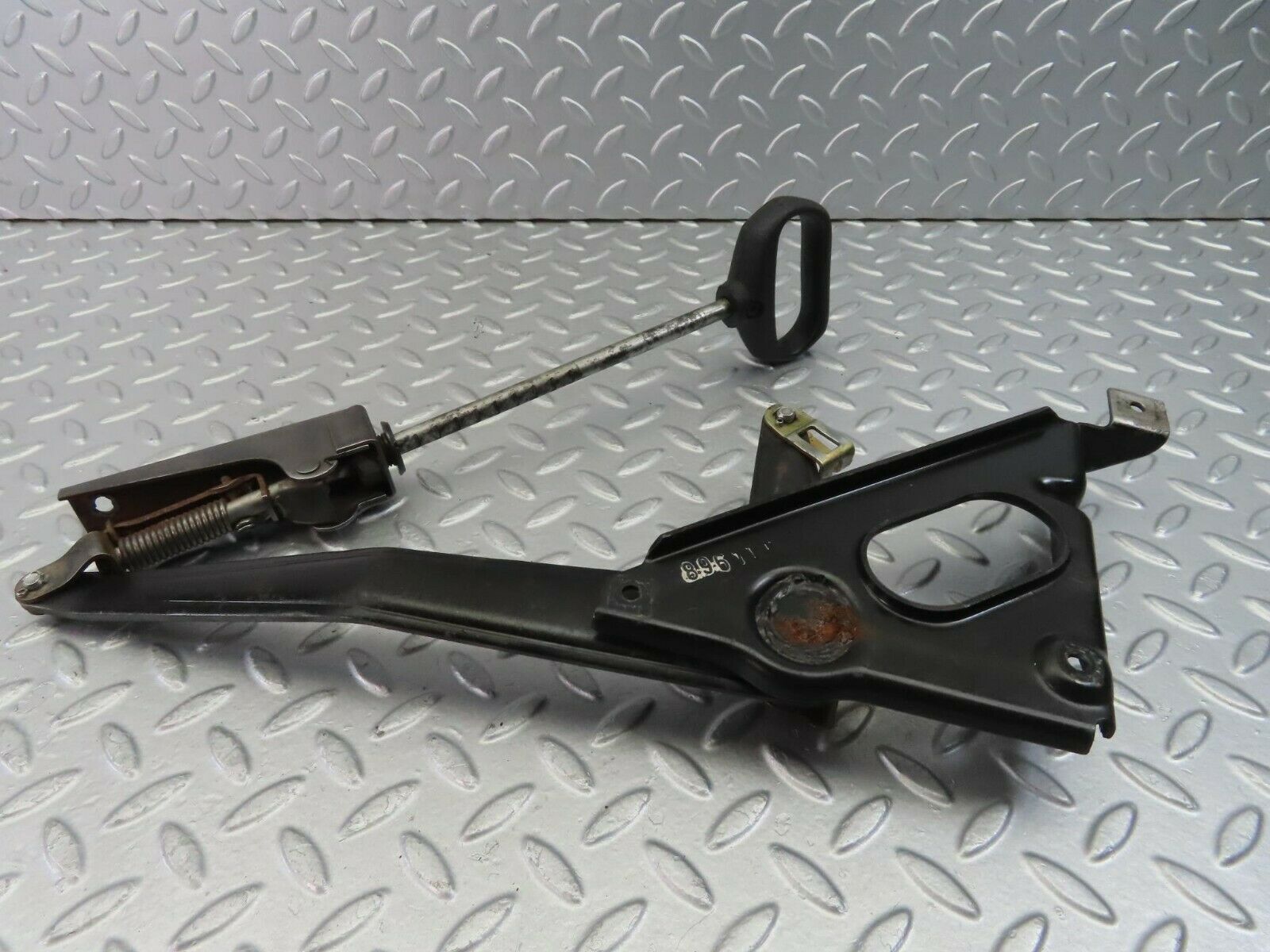 9930 Mercedes-Benz C123 230CE Coupe Handbrake Regulator