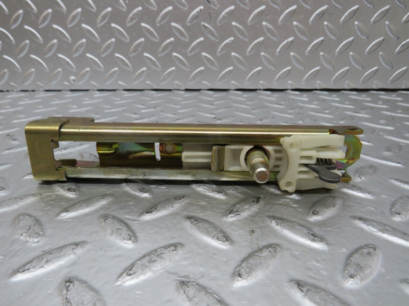 25977 Mercedes-Benz W124 280E Seat Belt Height Adjuster 1248600088