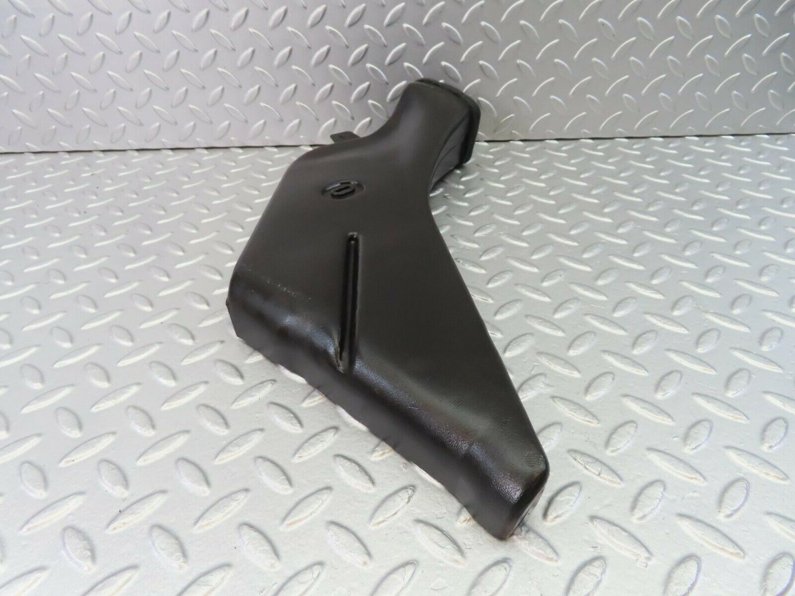 10448 Mercedes-Benz W201 190E Air Duct Heater Ventilation Right 2018310246