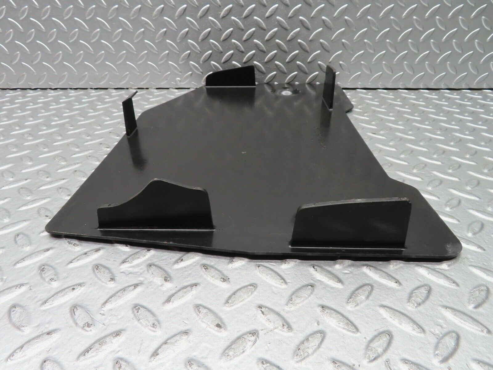 21500 Mercedes-Benz W126 300SE Foot Well Panel Left Side 1266840537