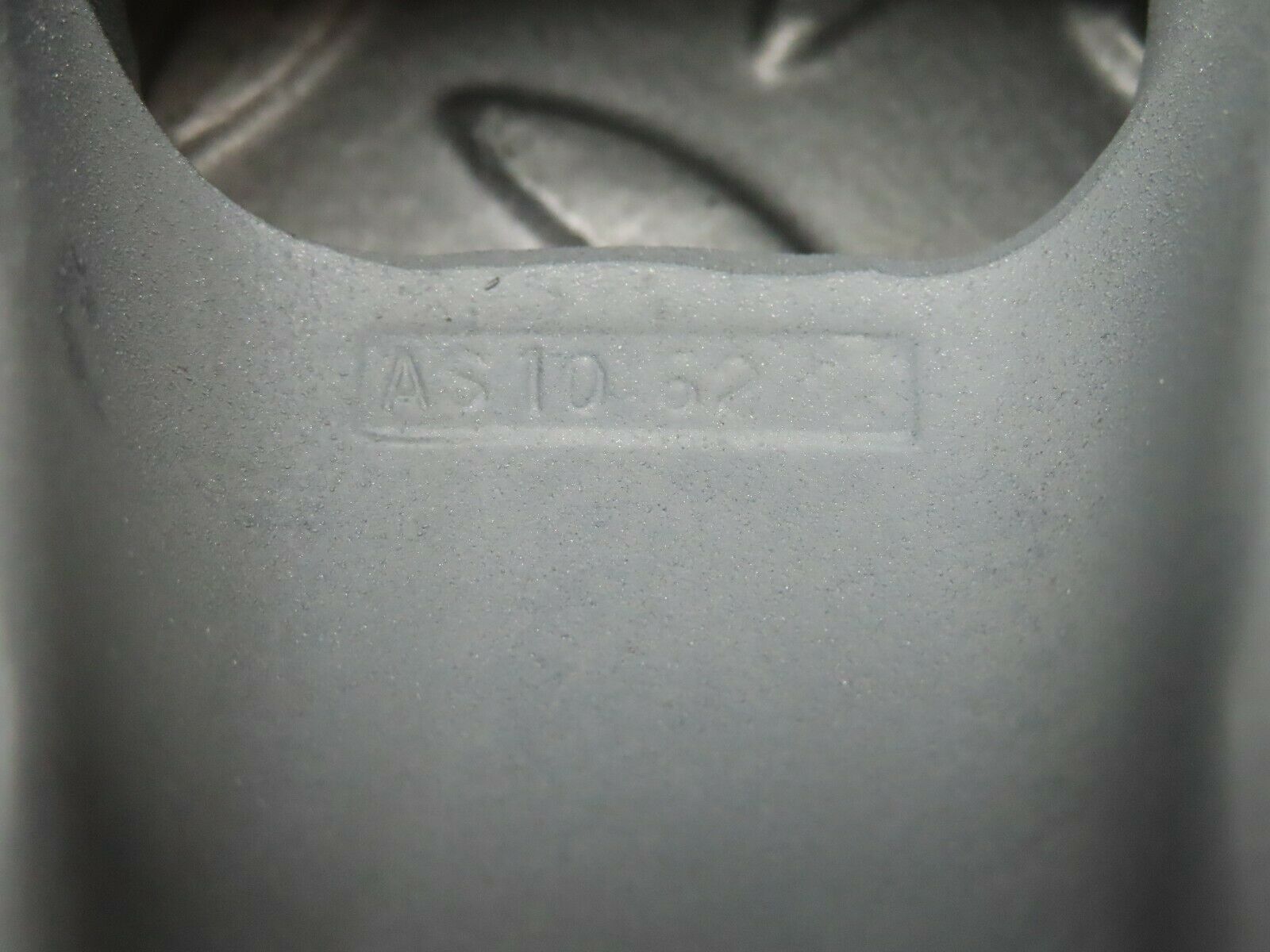 3855 Mercedes-Benz Alloy Wheel Mexican Hat 6Jx14H2 ET30 1084000902