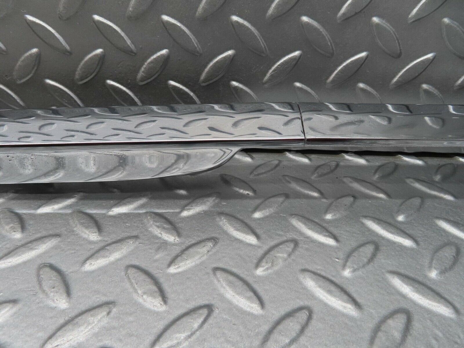 14108 Mercedes-Benz C107 280SLC Trunk Chrome number Plate Light Holder