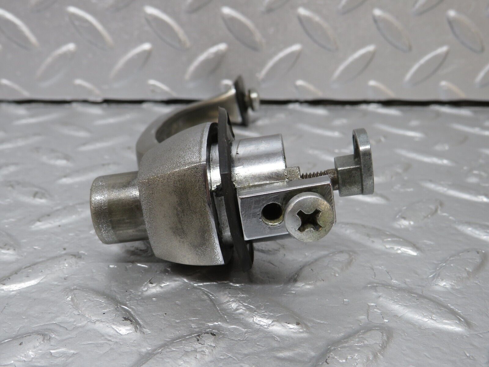 40280 Mercedes-Benz W110 230 Rear Right Door Exterior Handle