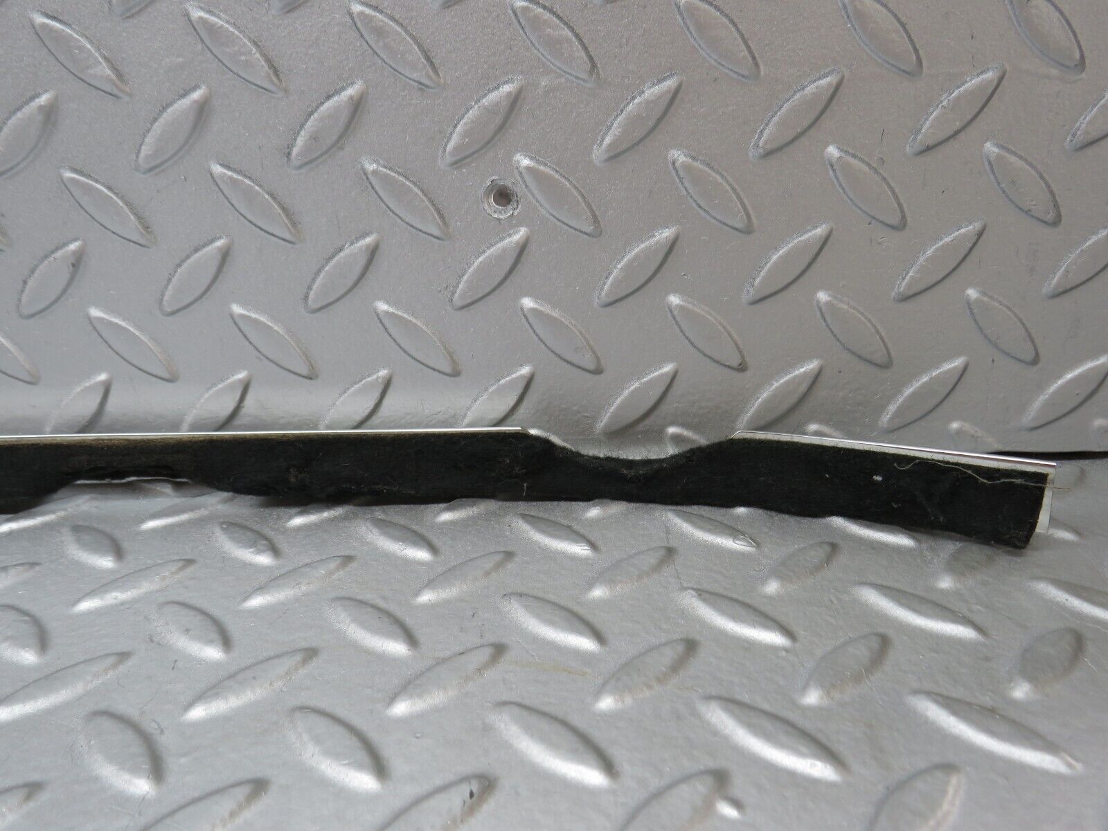 37468 Mercedes-Benz W109 300SEL Dashboard Chrome Trim