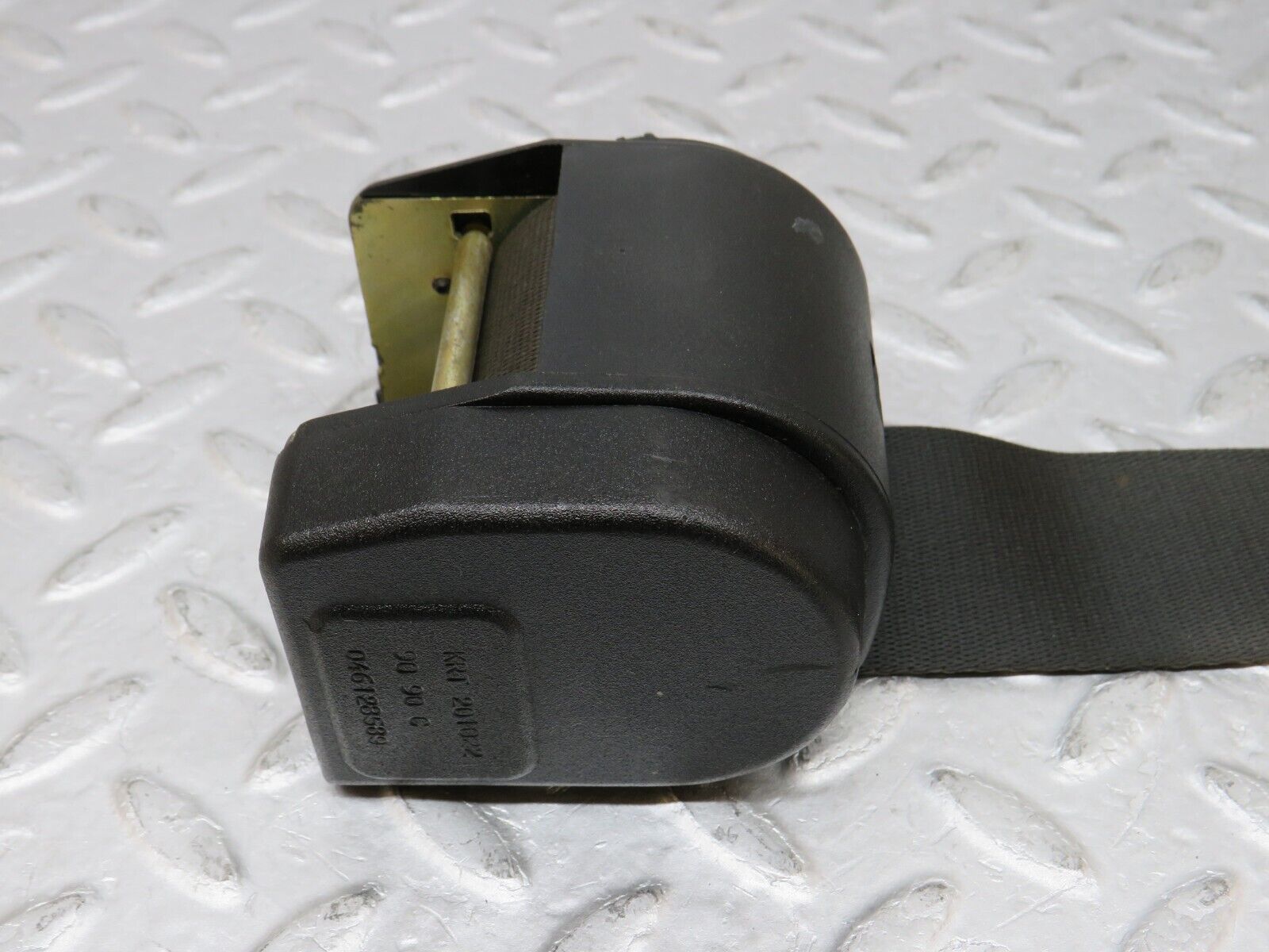 35876 Mercedes-Benz W108 Front Left Seat Belt & Buckle 046128589 042938689