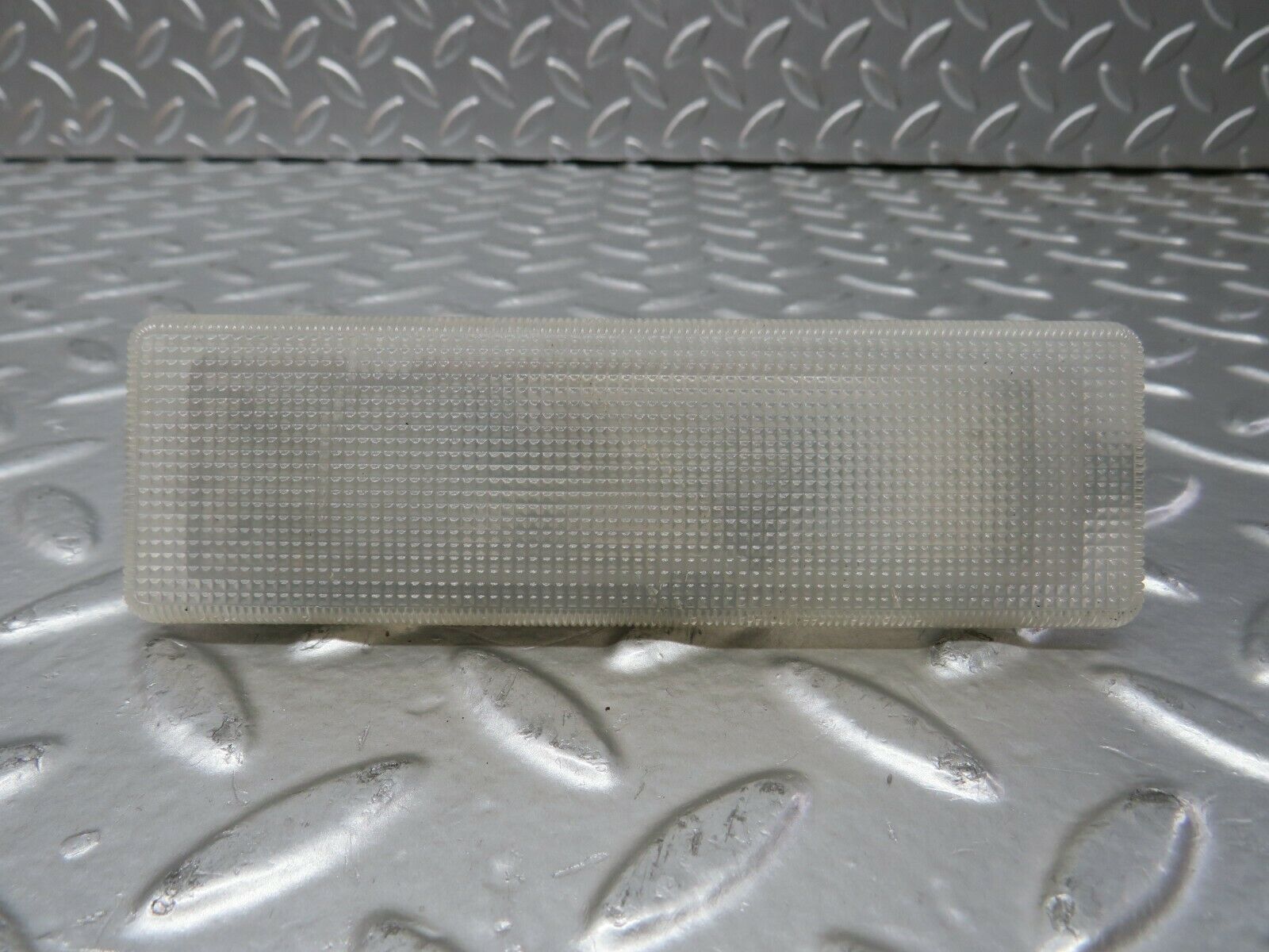 24260 Mercedes-Benz S124 220TE Wagon Rear Interior Dome Light 0018200601