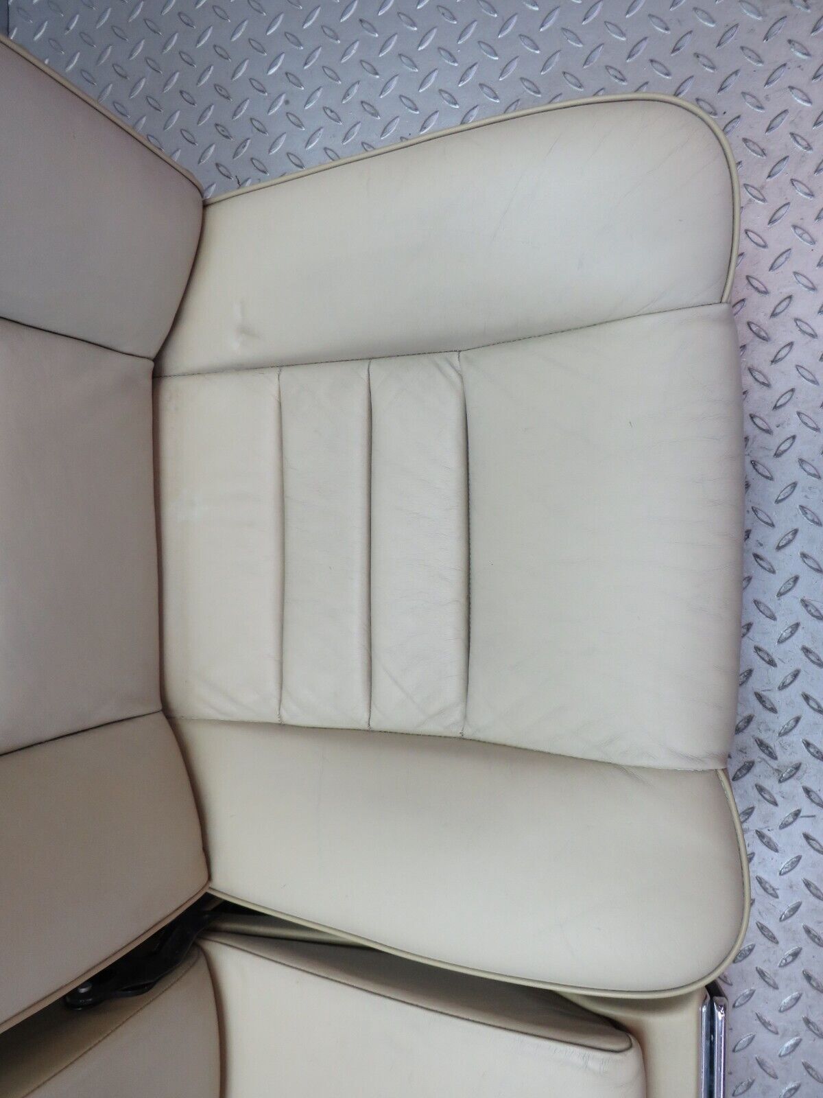 34414 Mercedes-Benz C126 380SEC Coupe Rear Seat Set Leather Beige 1249240123