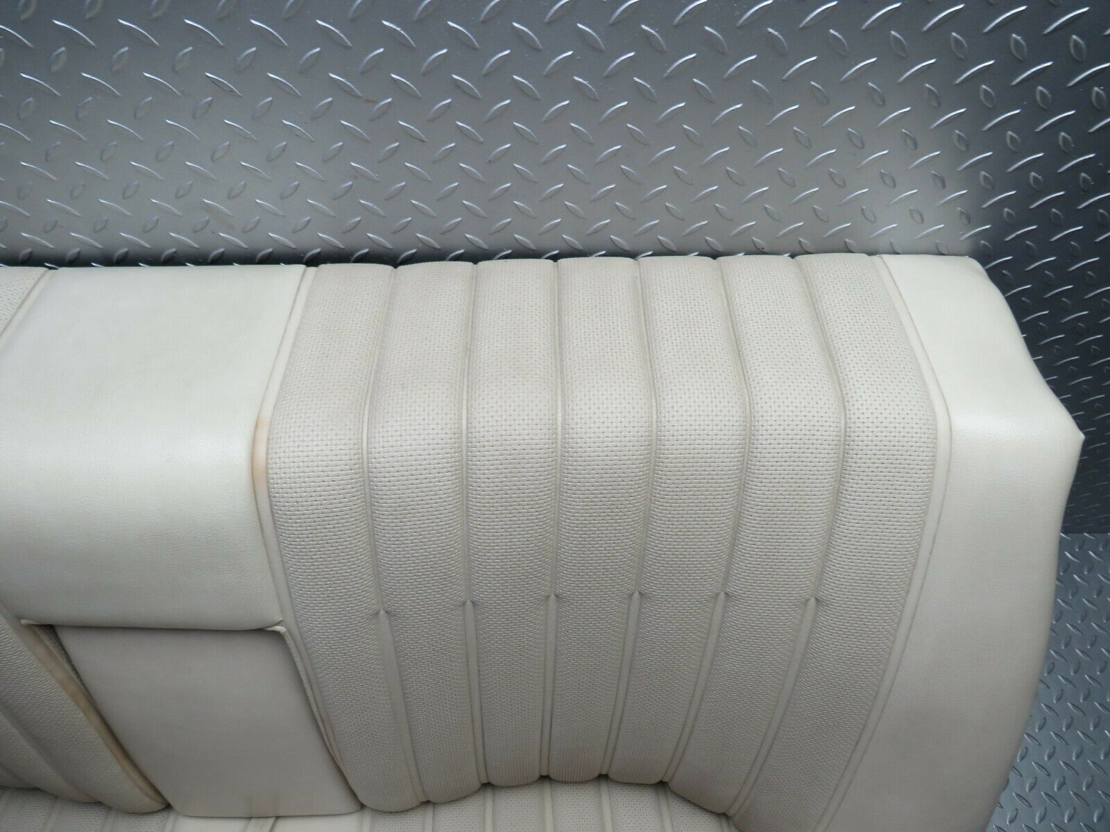 23430 Mercedes-Benz W114 280E Rear Seat Cream Leather