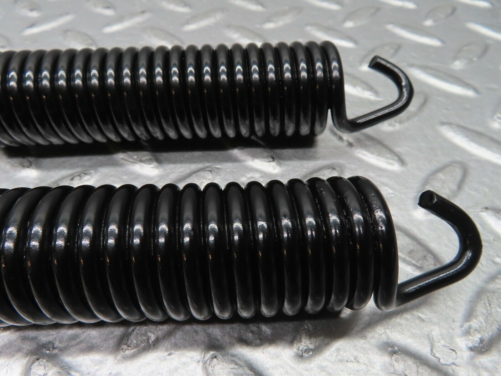 20889 Mercedes-Benz W114 250CE Coupe Bonnet Hinge Spring Pair