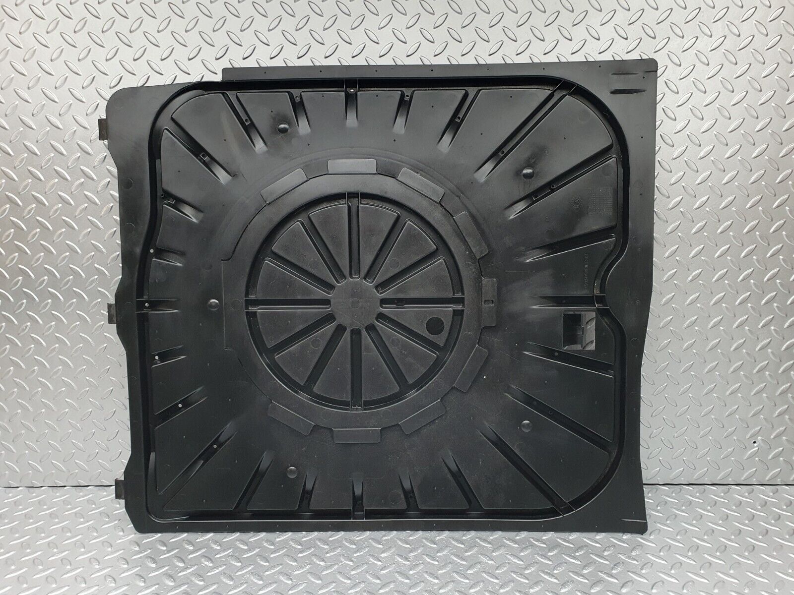 41480 Mercedes-Benz W124 200E Spare Wheel Cover 1246933133