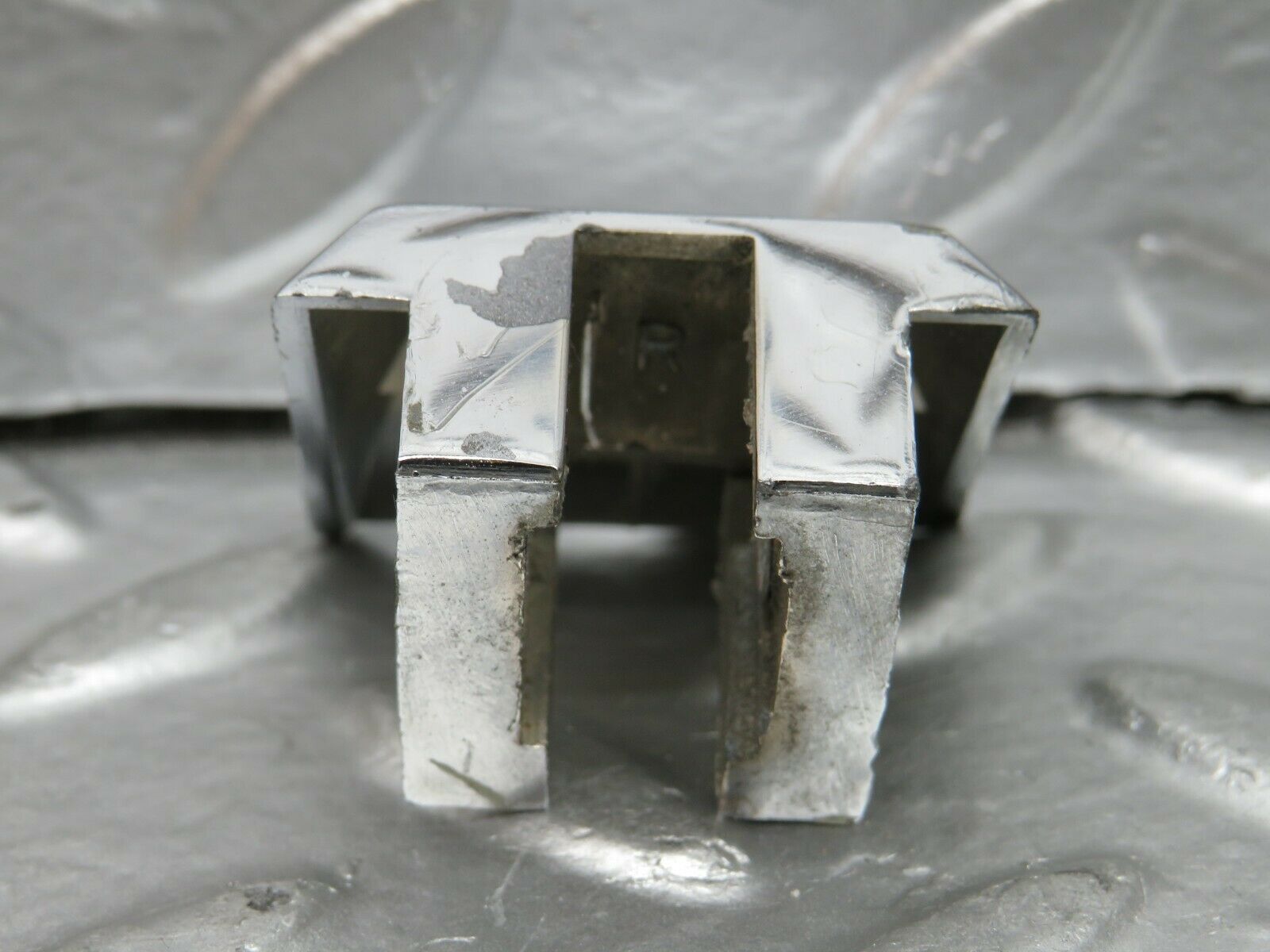 22751 Mercedes-Benz C107 450SLC Coupe Right Door Window Channel Chrome Top