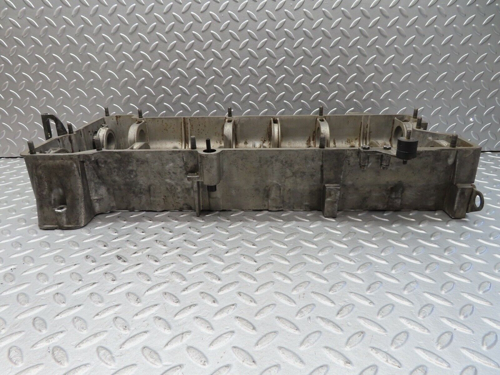 16993 Mercedes-Benz C123 280CE Coupe Camshaft Bearing Casing 1100163304