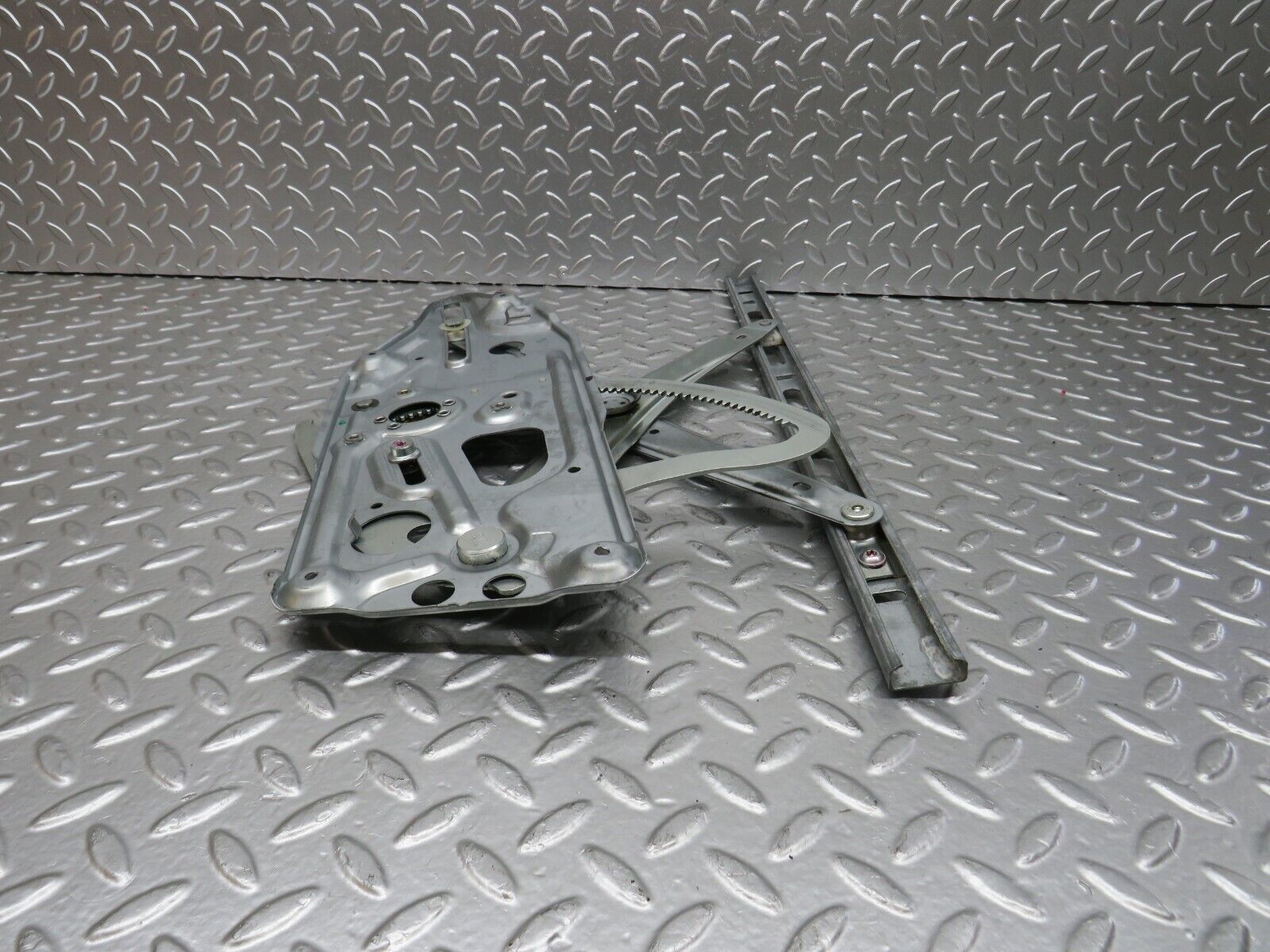 24754 Mercedes-Benz W140 S320 Front Left Power Window Regulator