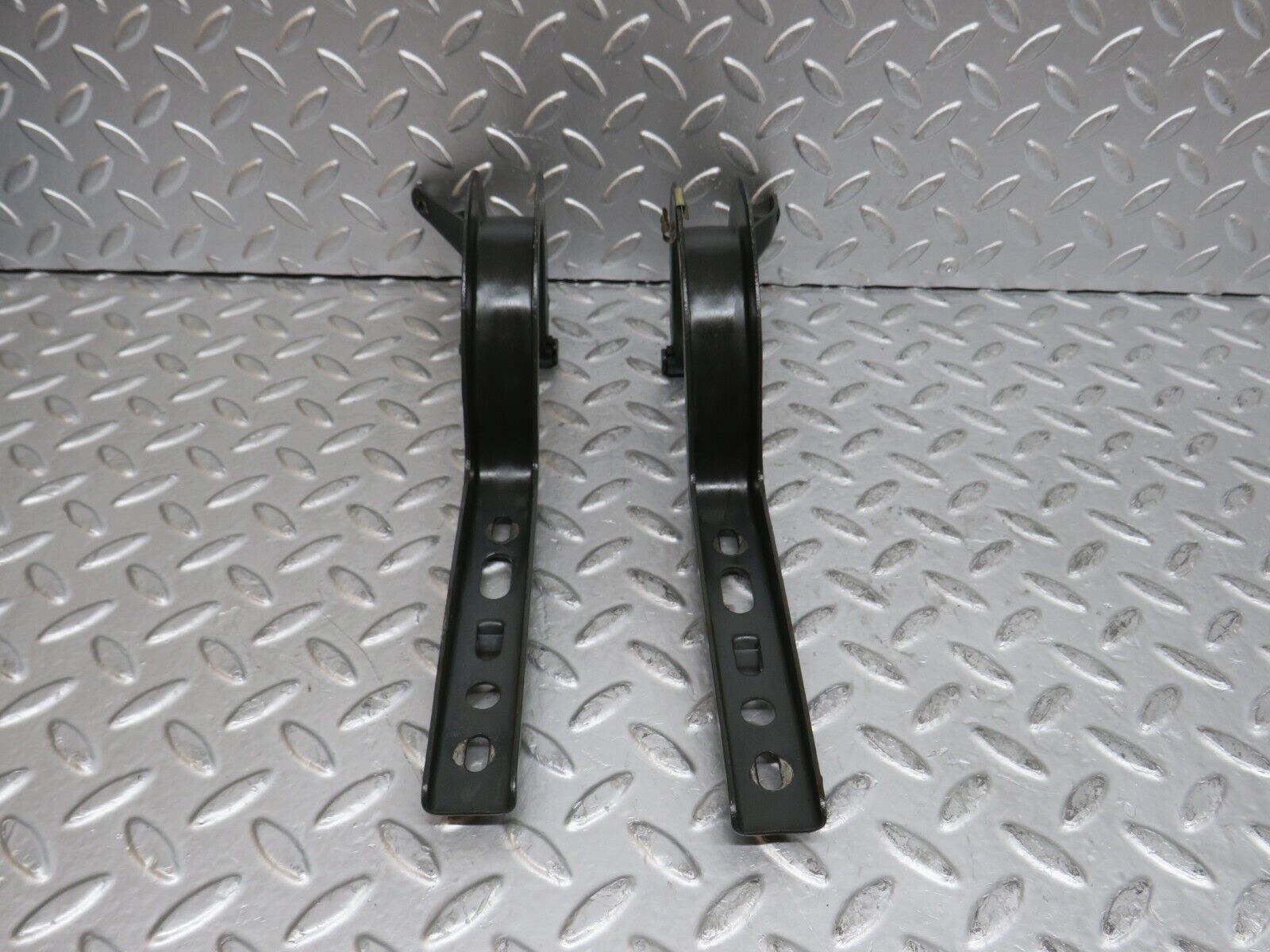 29674 Mercedes-Benz W123 230E Trunk Lid Hinge Pair 1237500187 1237500287