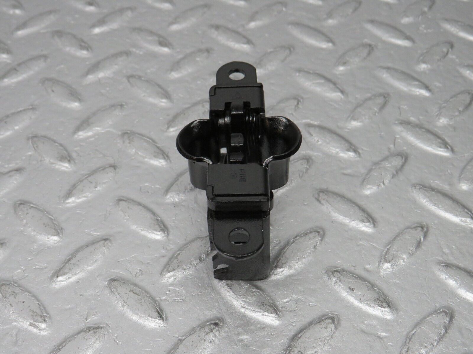 38533 Mercedes-Benz R129 280SL Coupe Bonnet Lock Latch