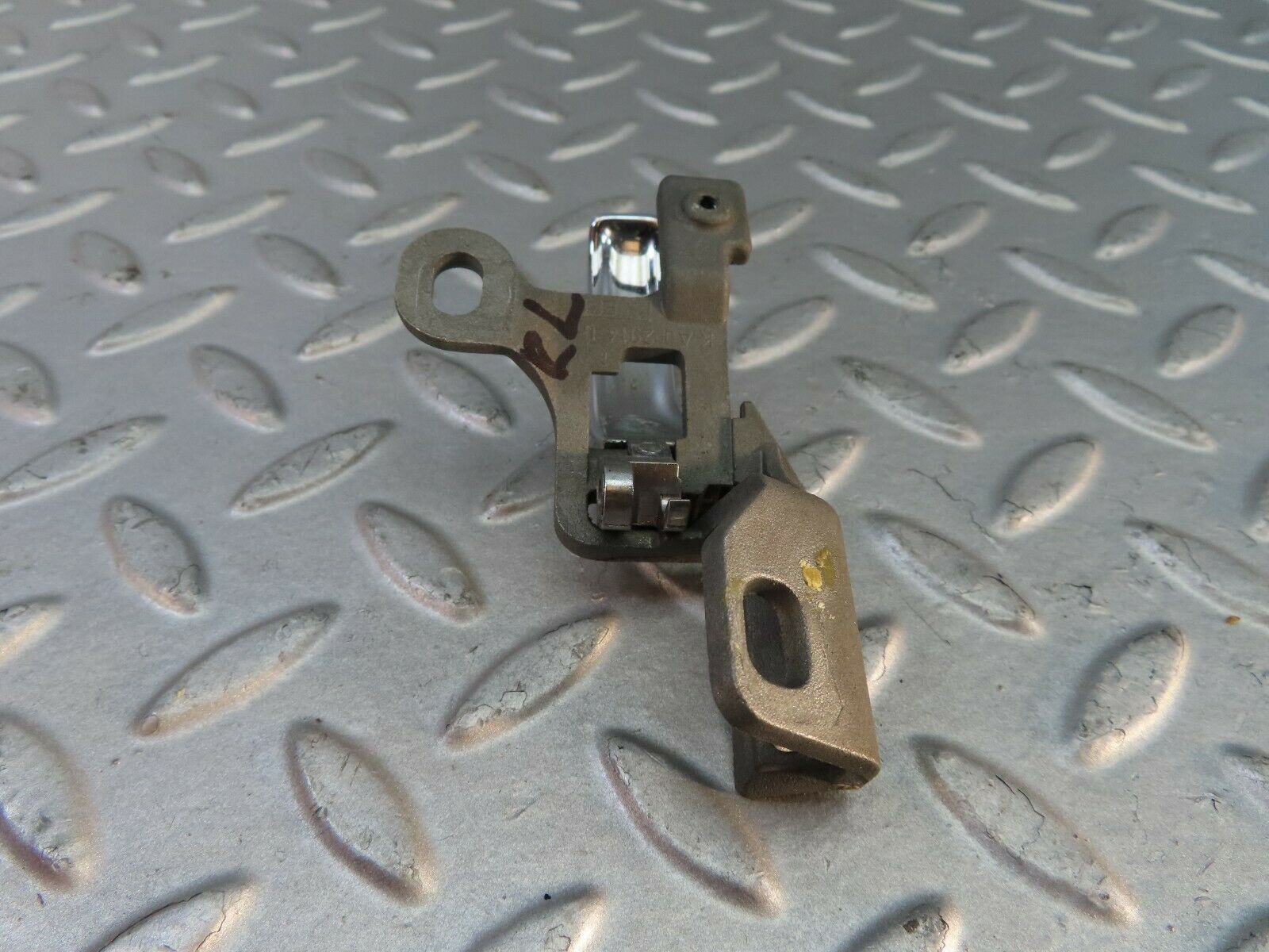 7586 Mercedes-Benz S123 230TE Wagon Left Interior Door Handle 1237600161