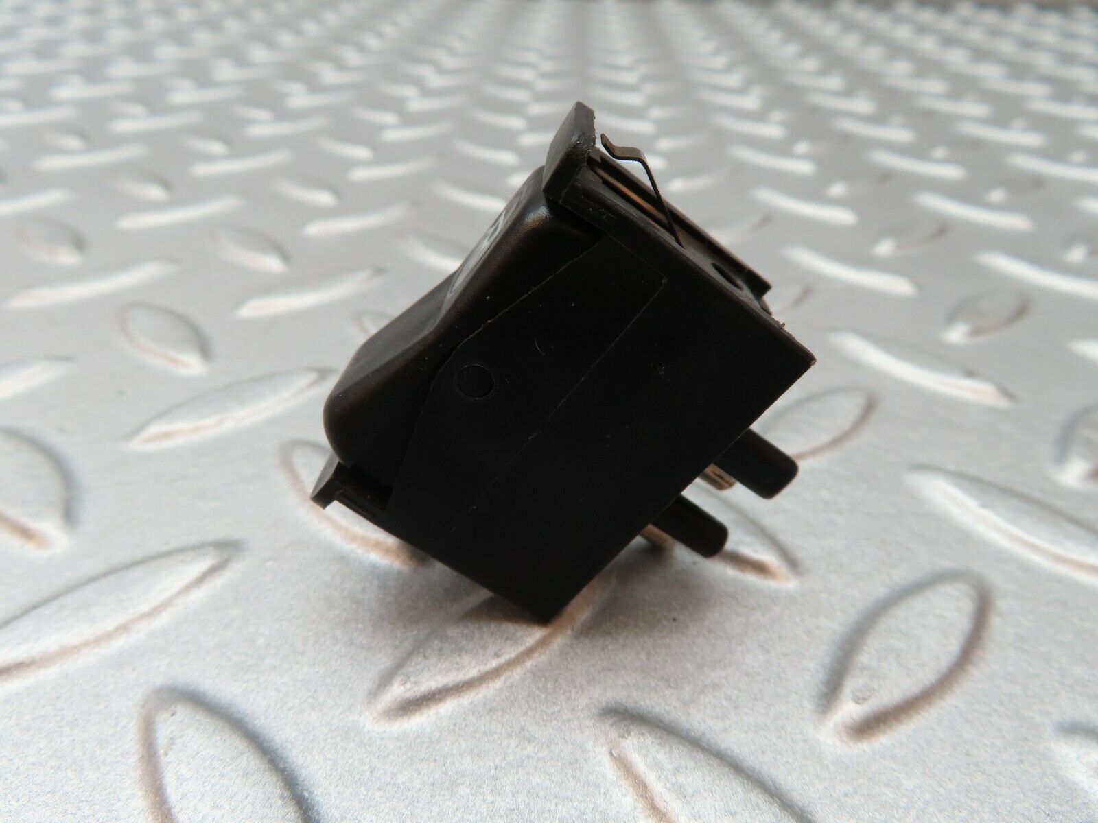 4442 Mercedes-Benz W123 230E Interior Light Switch 0008205910