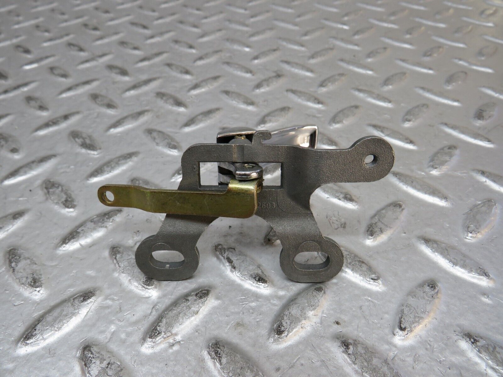 28804 Mercedes-Benz W123 230E Front Right Interior Door Handle