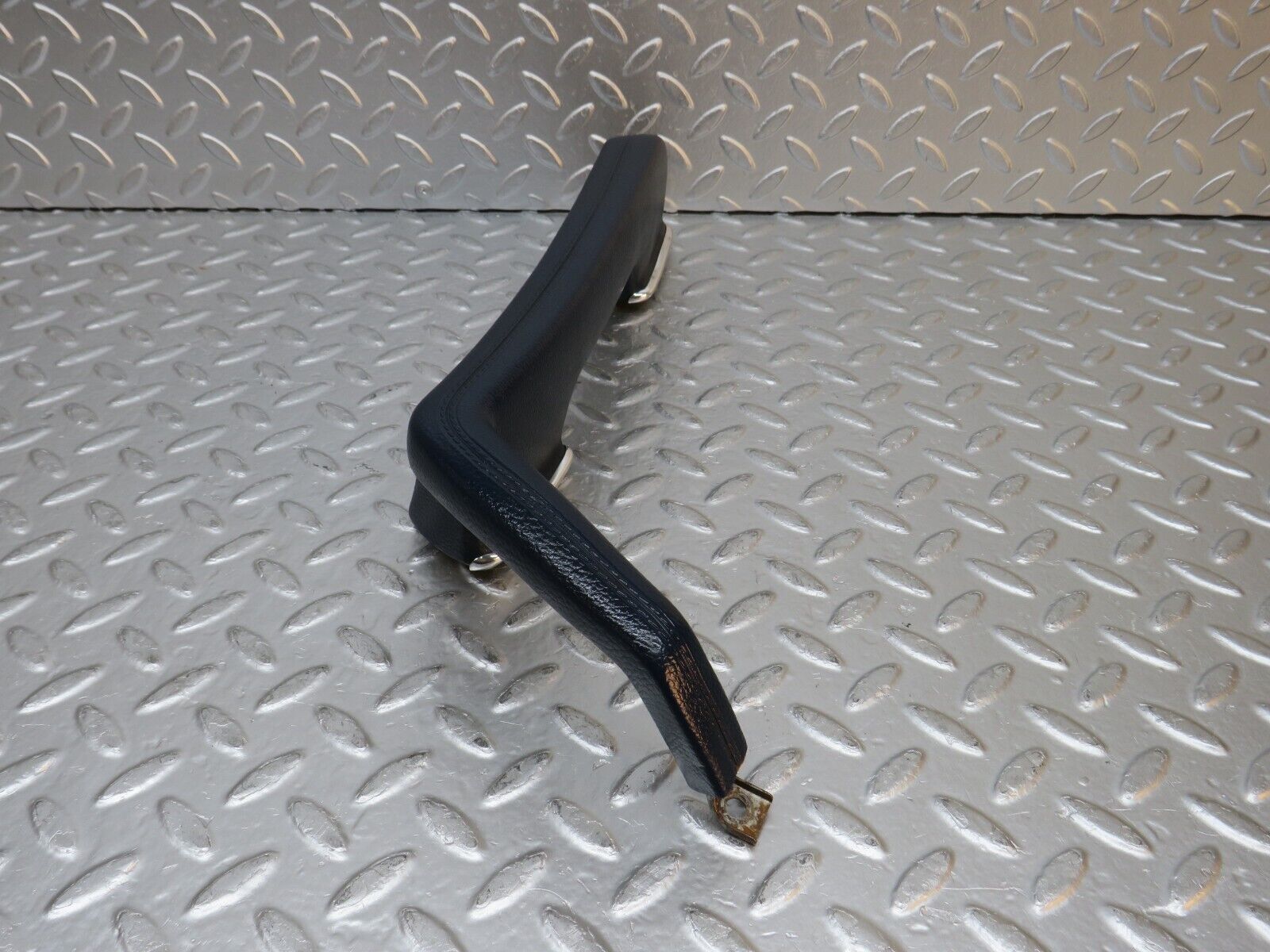 30990 Mercedes-Benz W123 200D Front Left Interior Door Handle 1239700901