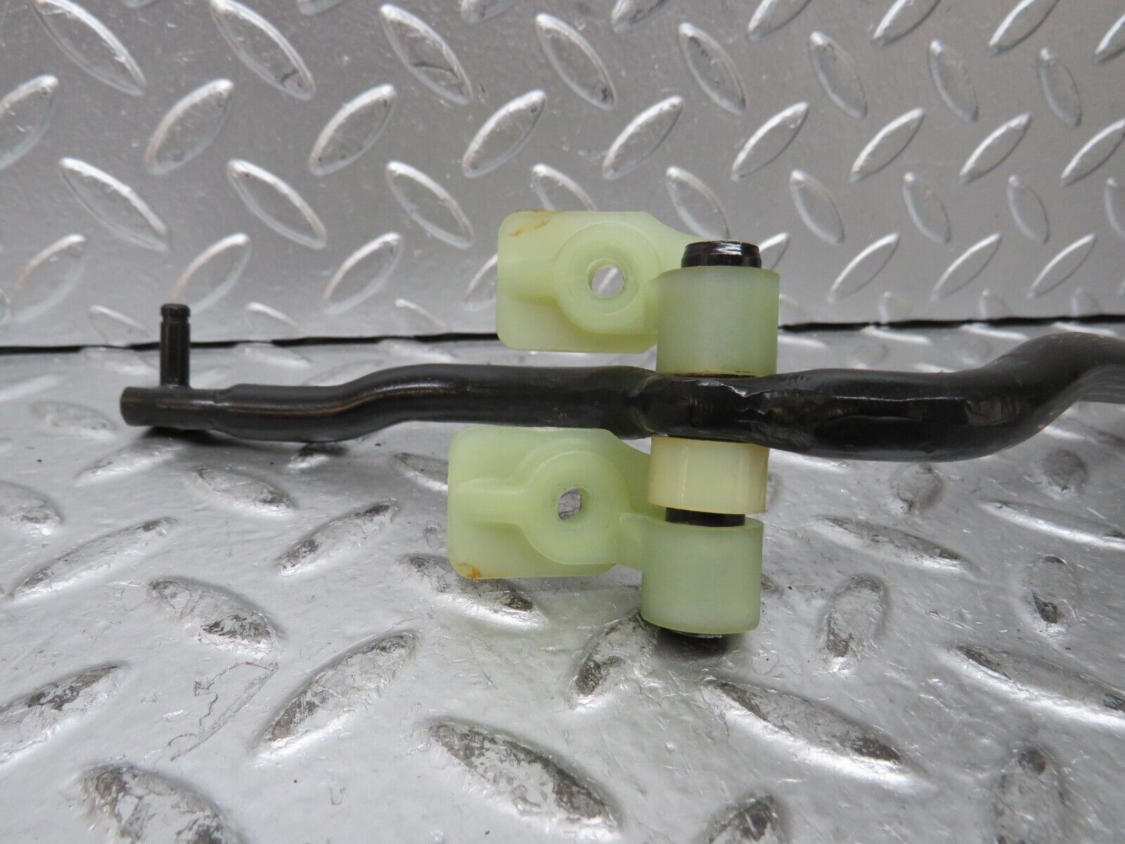 27292 Mercedes-Benz W123 280E Accelerator Pedal Linkage