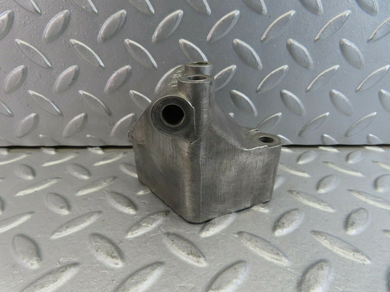 10107 Mercedes-Benz C123 230CE Coupe Alternator Holder Bracket 1021550135