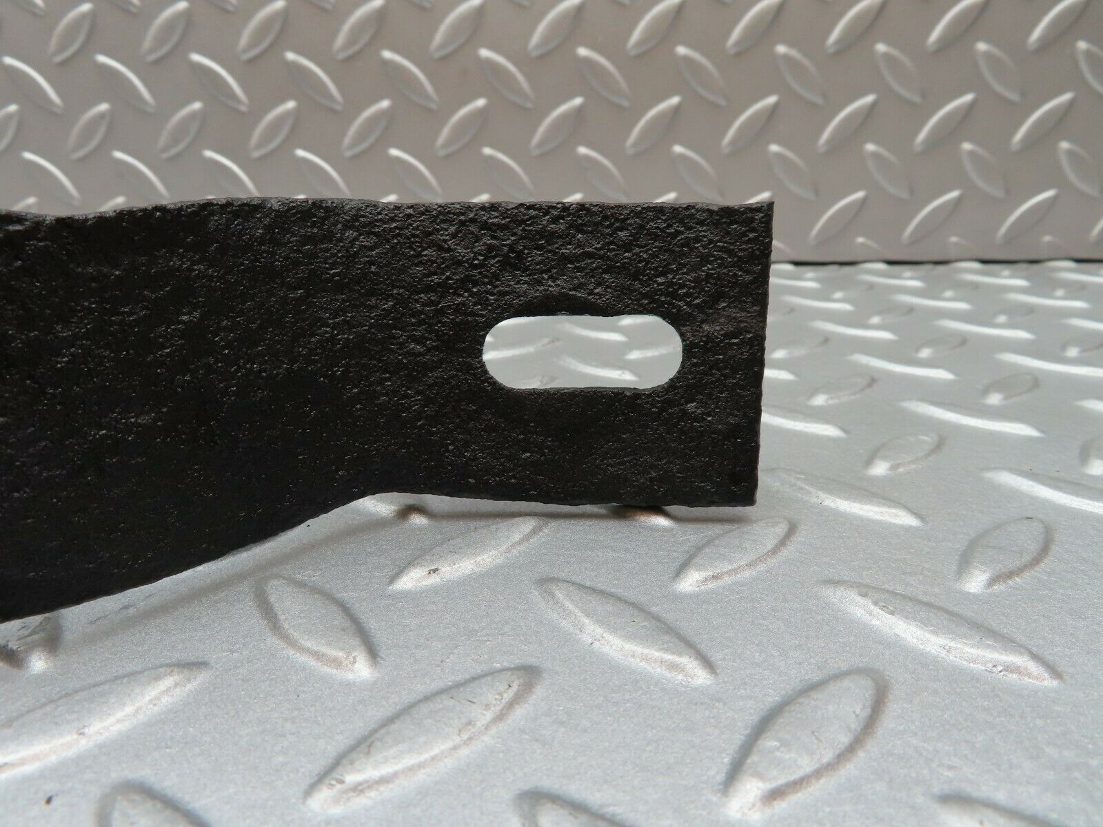 3637 Mercedes-Benz W108 280SE Front Left Bumper Bracket