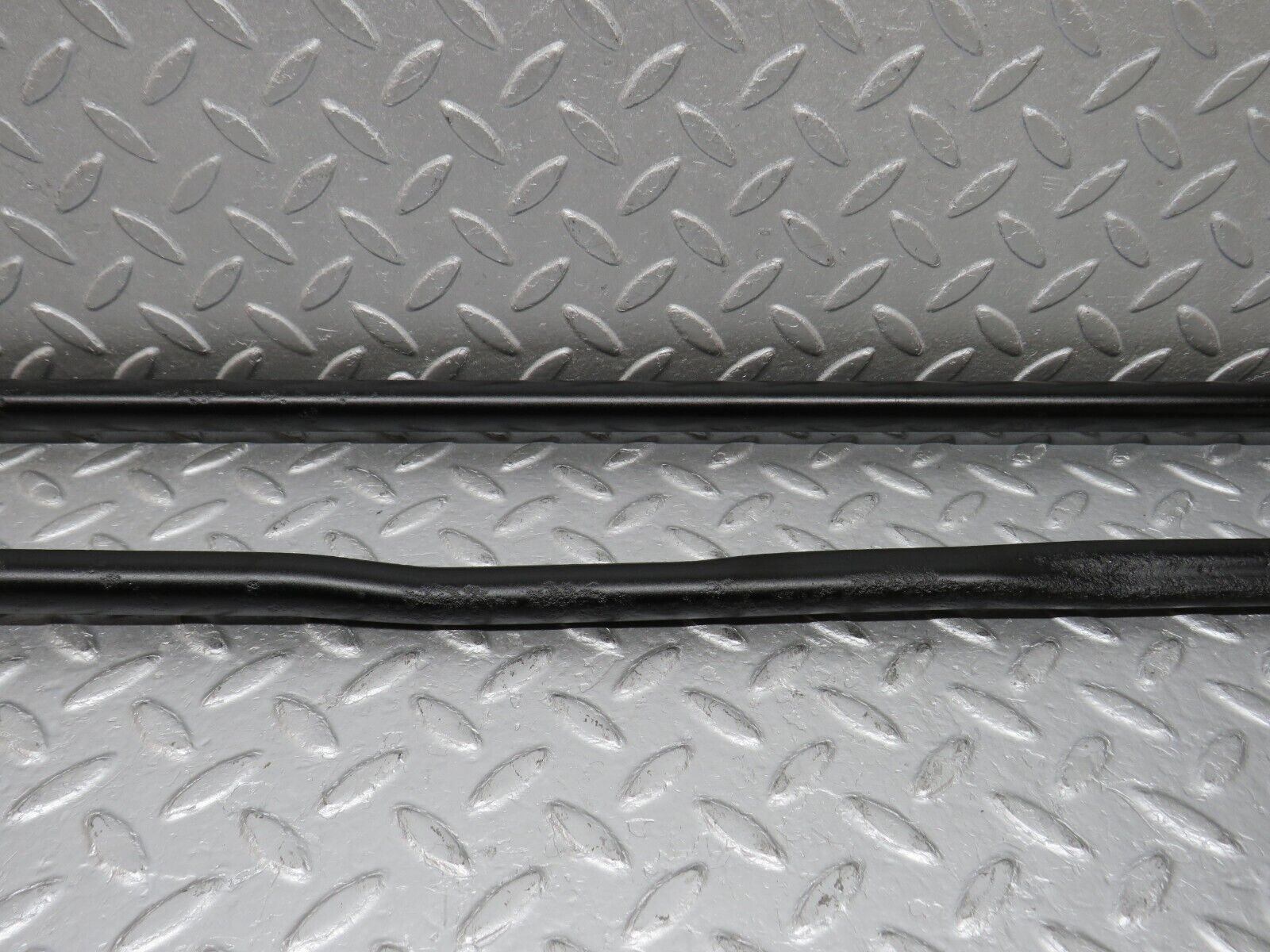 38583 Mercedes-Benz R129 280SL Coupe Rear Suspension Anti Roll Bar Support Bar 2x