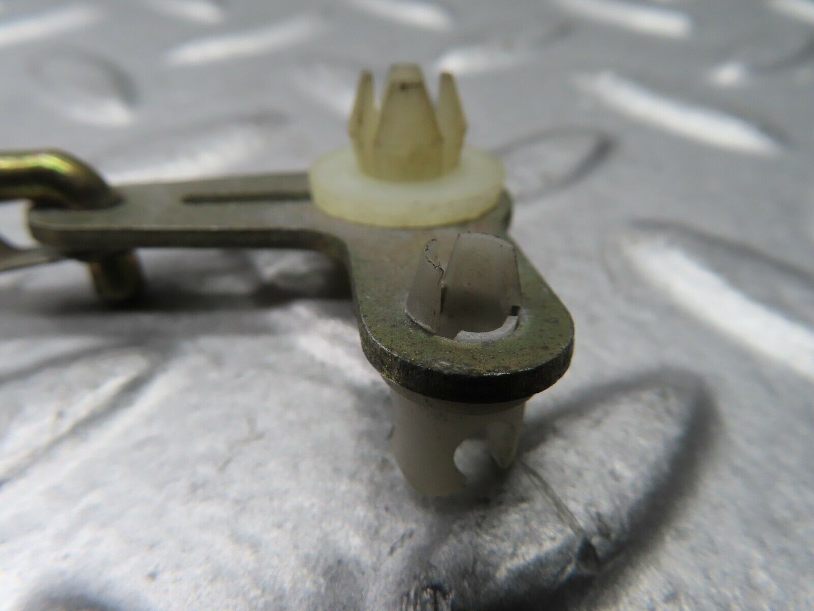 21631 Mercedes-Benz W126 300SE Rear Door Lock Knob Pair