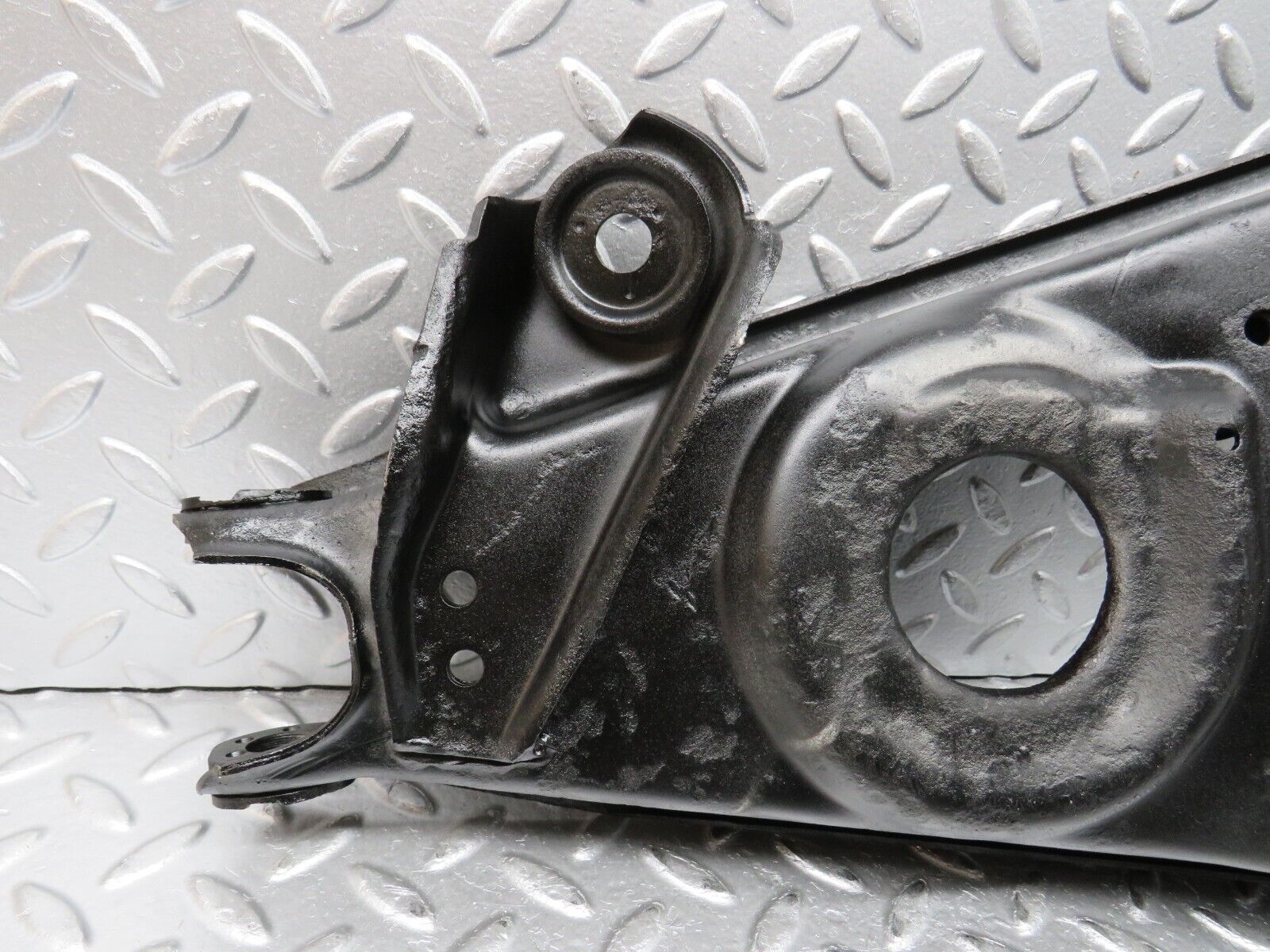 32272 Mercedes-Benz W108 280SE Front Right Lower Control Arm