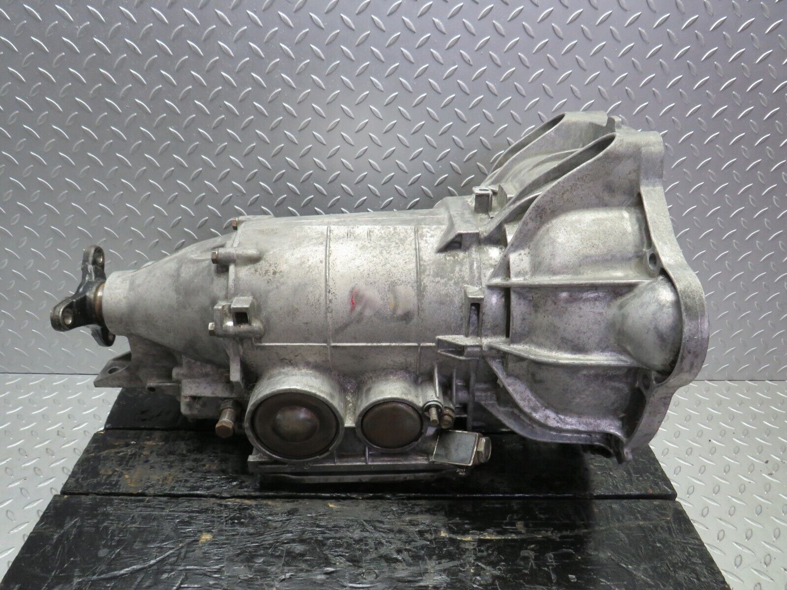 33129 Mercedes-Benz W123 240D Automatic Gearbox 3 Speed 722.117 1232700601 1152714501