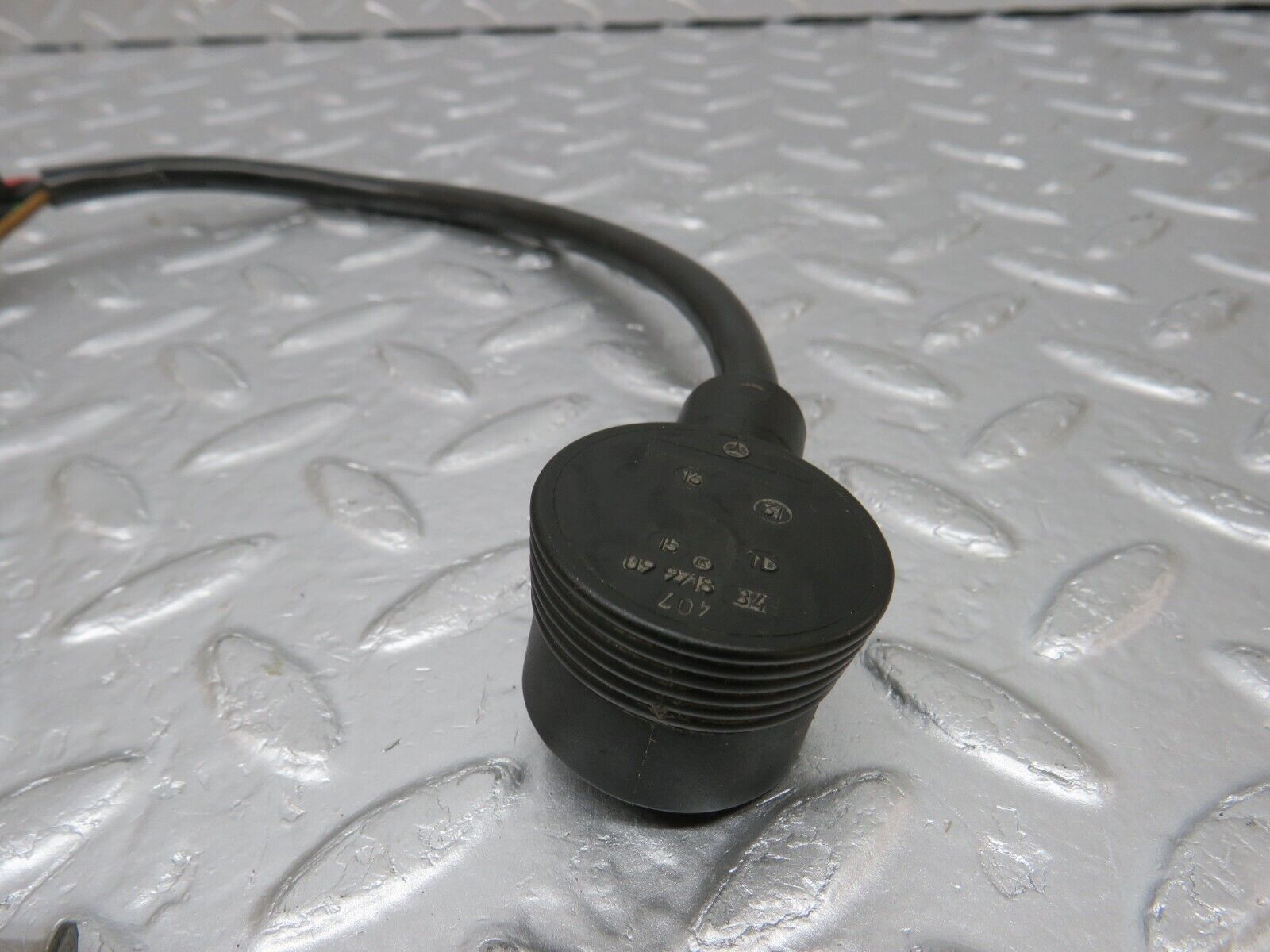 34016 Mercedes-Benz W124 260E Ignition Wire Harness 1245404510