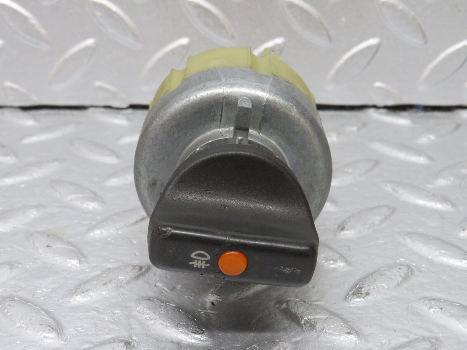 34070 Mercedes-Benz W124 260E Headlight Switch 0005455404